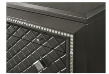 Load image into Gallery viewer, Brilliant Silver | Queen Bedroom Set