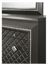 Load image into Gallery viewer, Brilliant Silver | Queen Bedroom Set