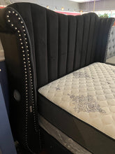 Load image into Gallery viewer, TULIP QUEEN BED WITH MATTRESS AND BOX SPRING