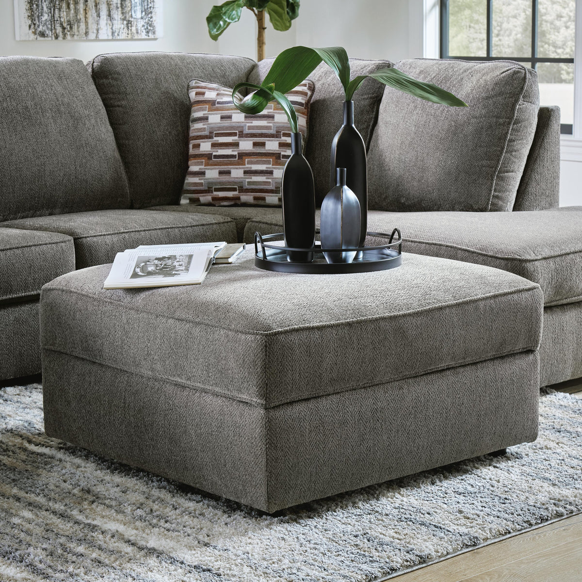 O'Phannon Sofas and Seating Collection - Putty