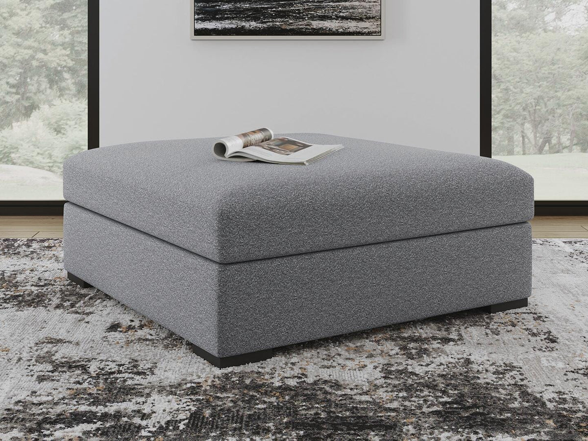 Bealton Sofas and Seating Collection - Salt and Pepper