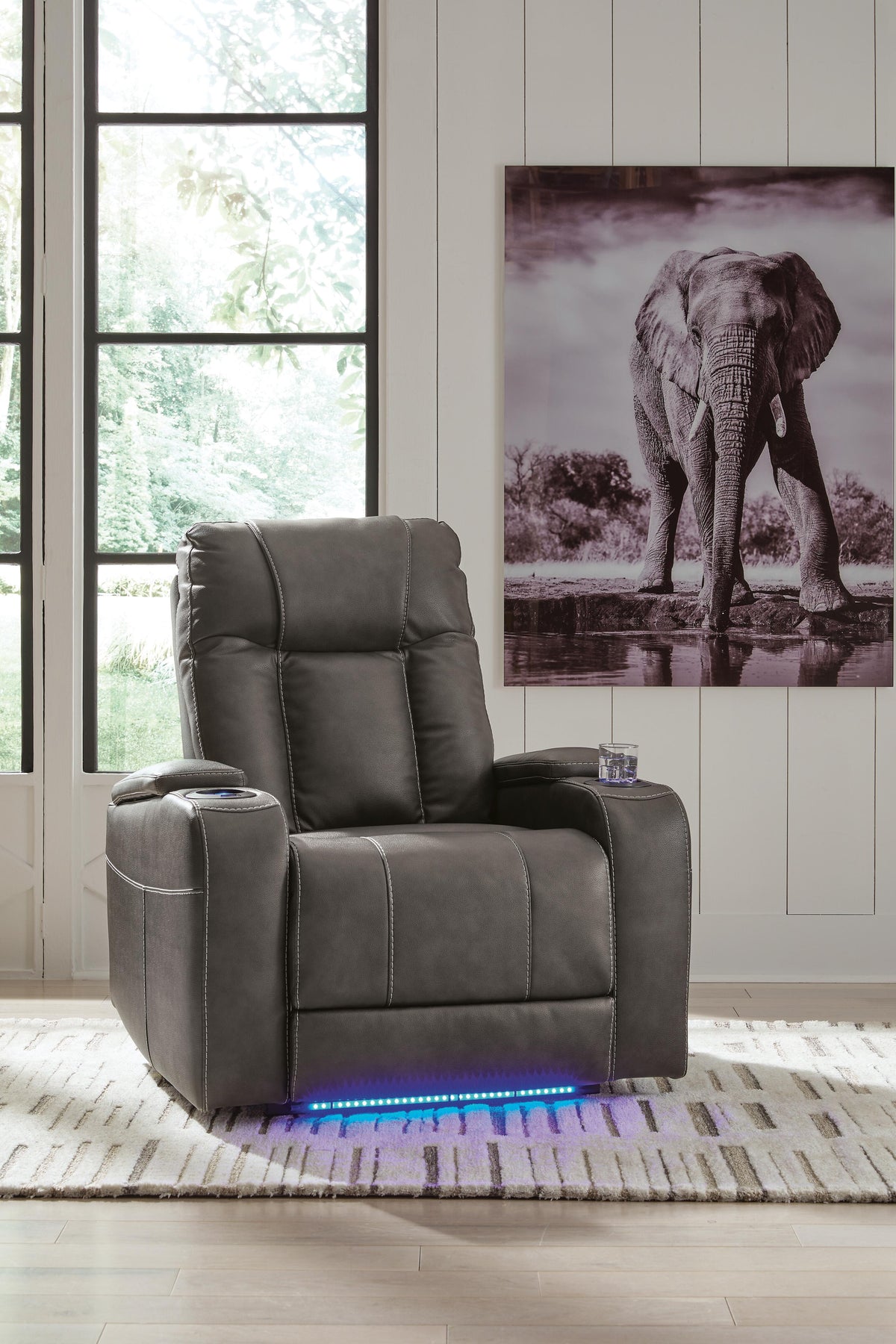Feazada PWR Recliner/ADJ Headrest - Shadow