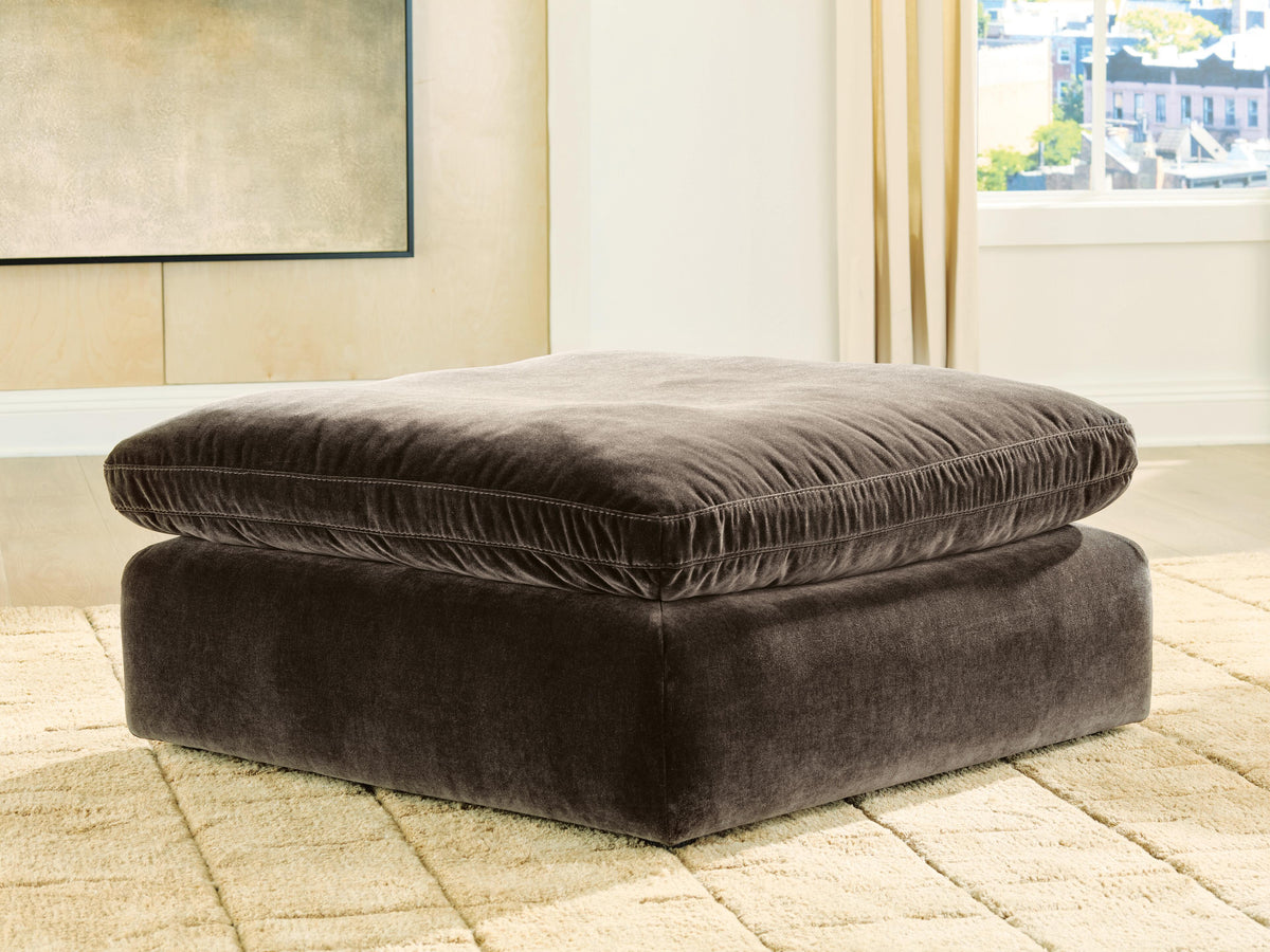 Maxton Heights Sofas and Seating Collection - Bittersweet