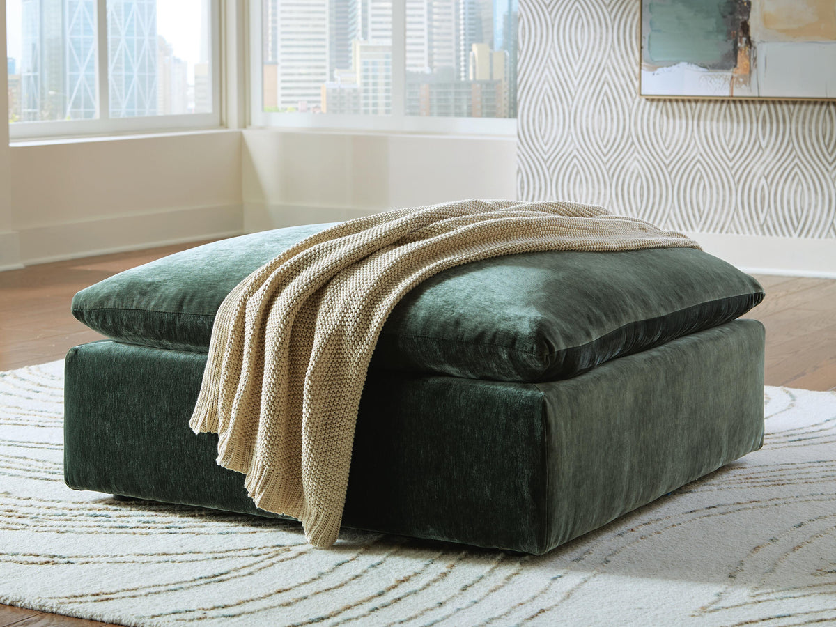 Carriage View Sofas and Seating Collection - Jade
