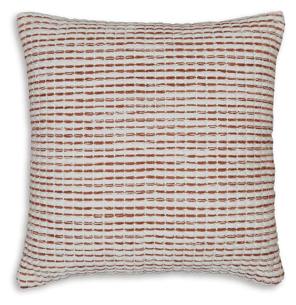 Nashlin Pillow (4/CS) - White/Rust