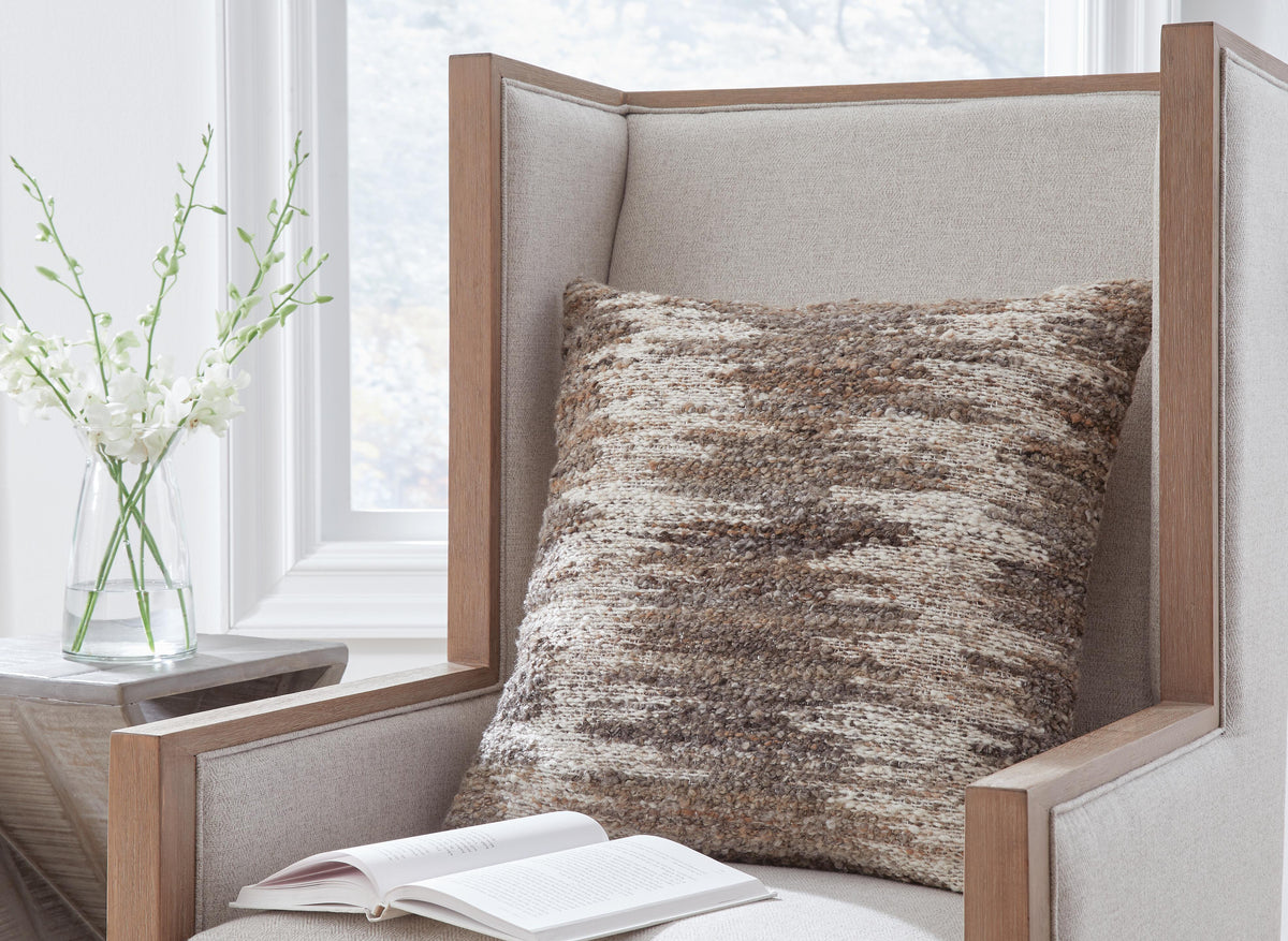 Nealton Pillow (4/CS) - Brown/White