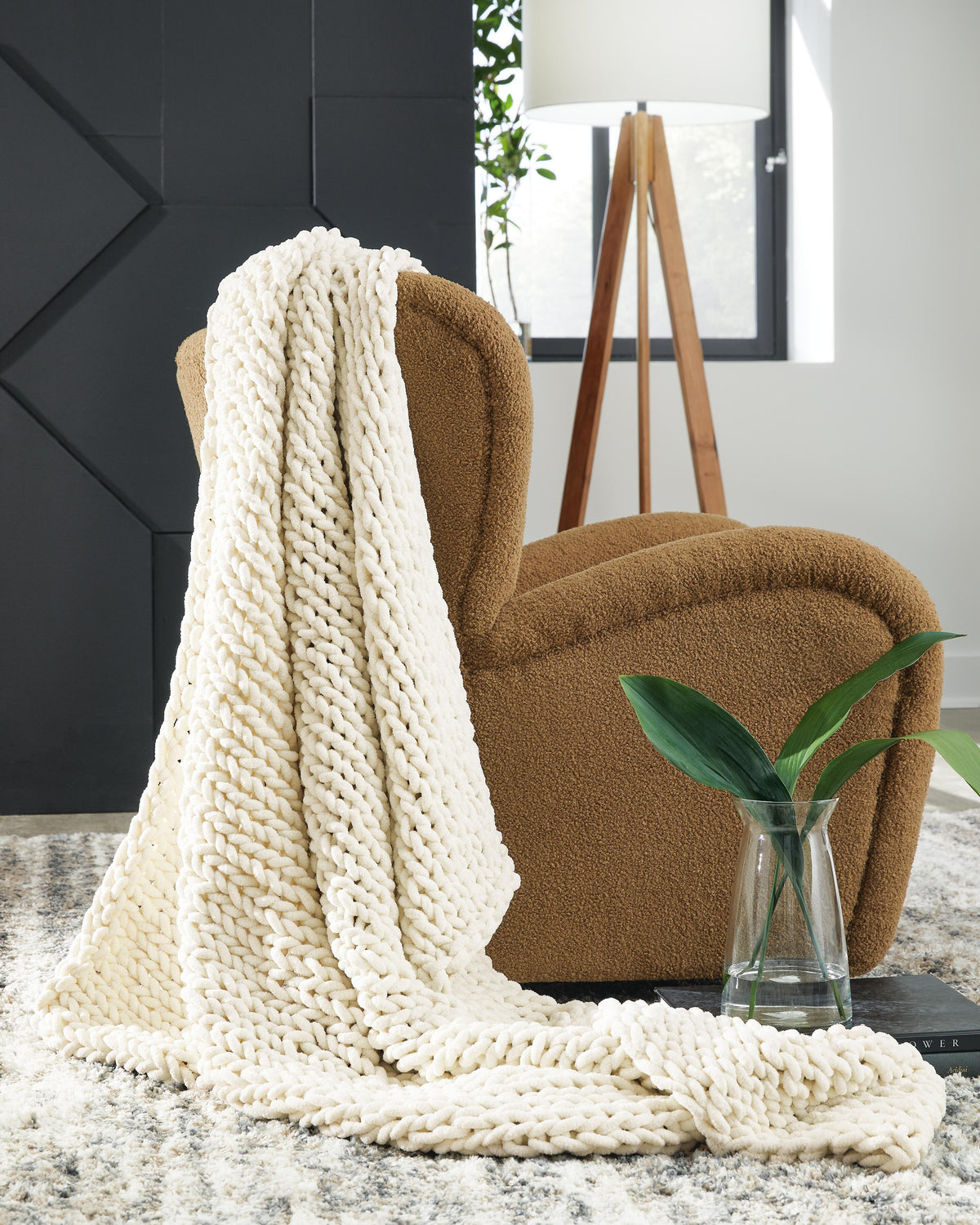Chaddon Throw (3/CS) - Ivory