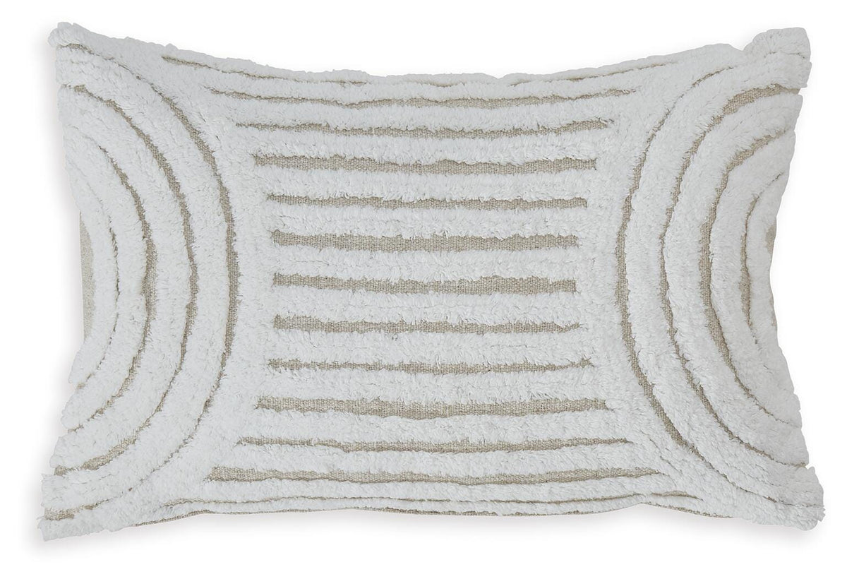 Farissen Pillow (4/CS) - White/Tan