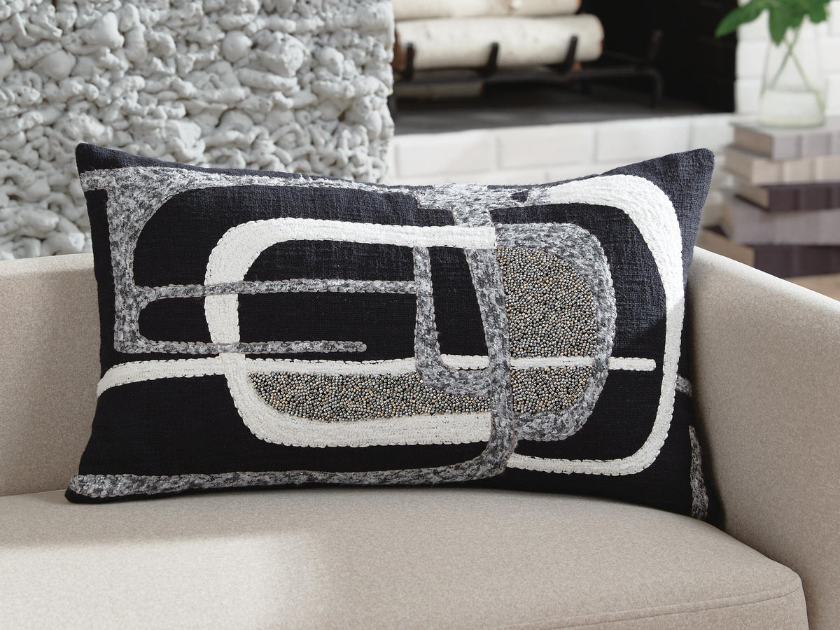 Gavrileigh Pillow (4/CS) - Black/Gray/Ivory