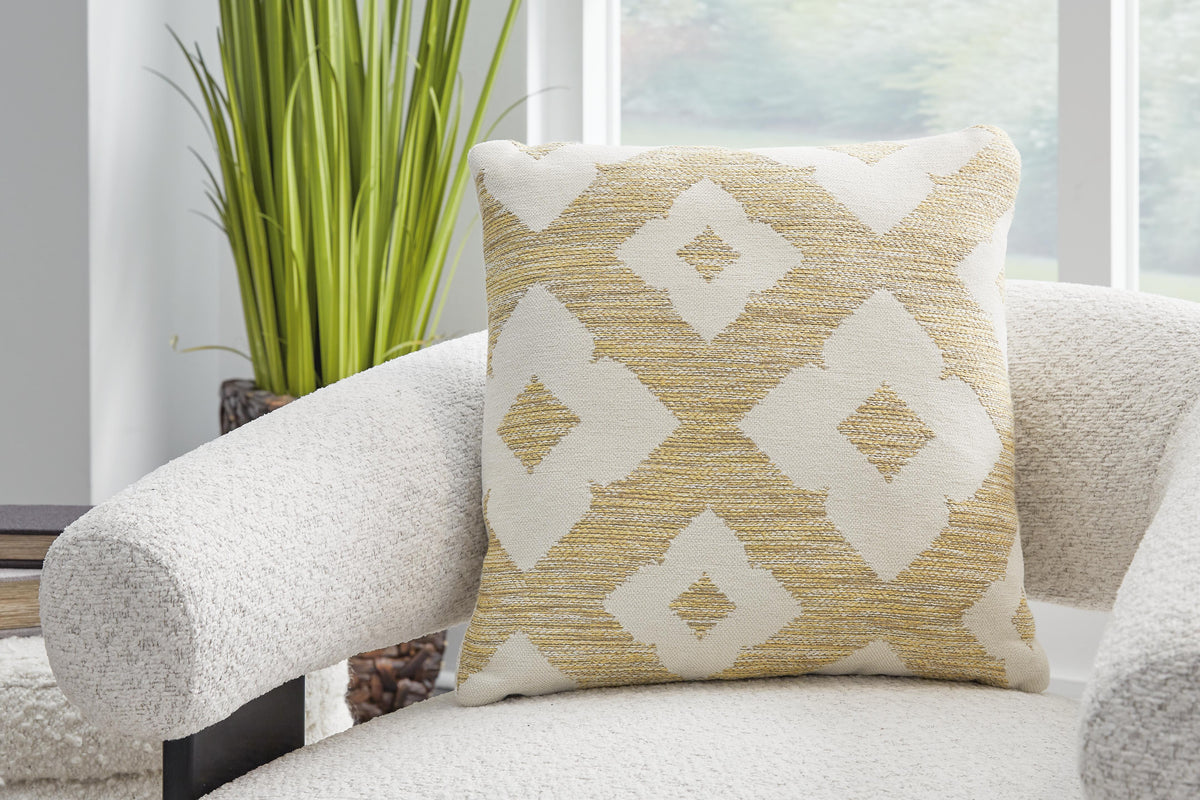 Brockner Next-Gen Nuvella Pillow (4/CS) - Brown/Yellow