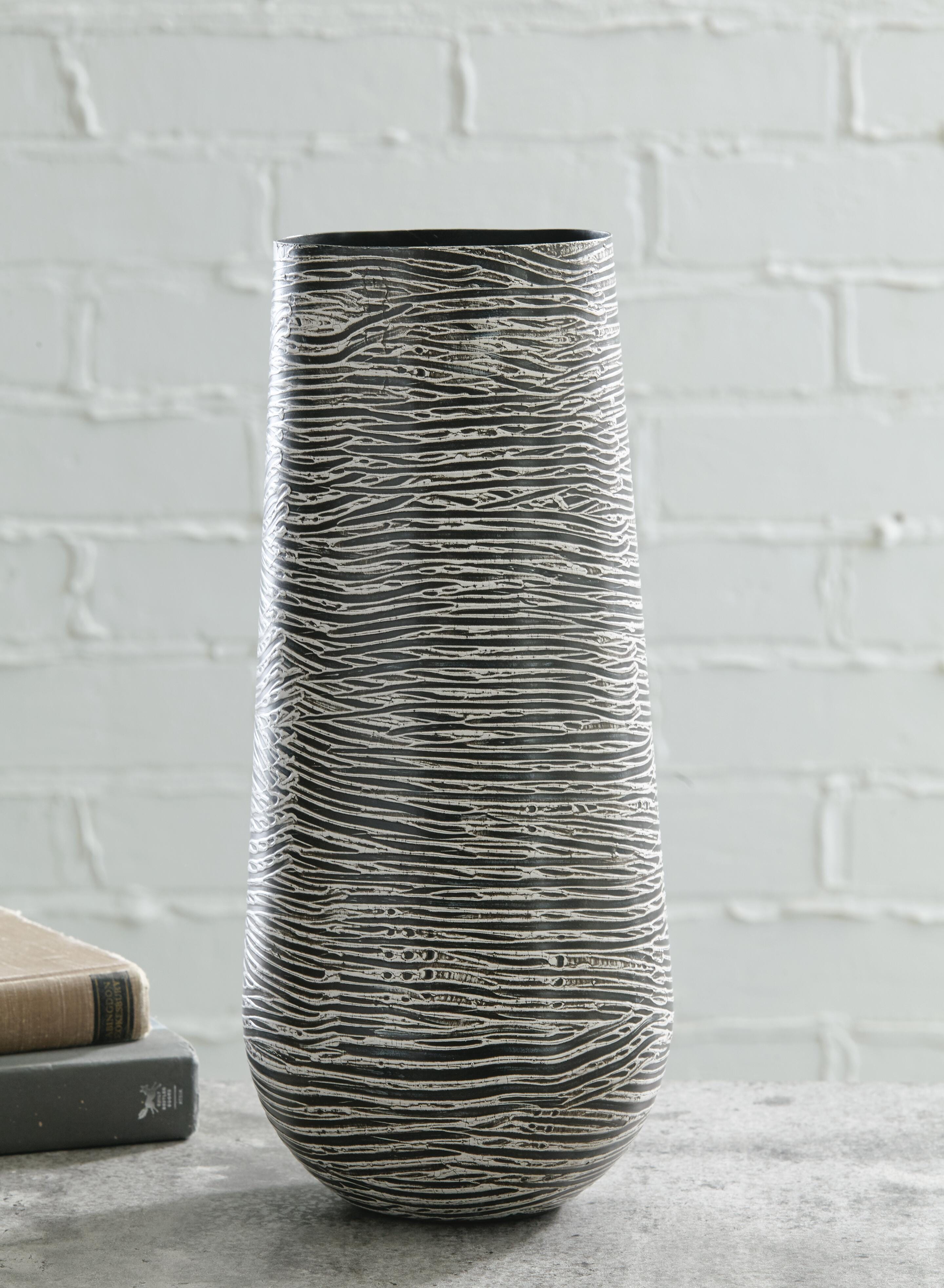 Fynn Vase - Antique Gray