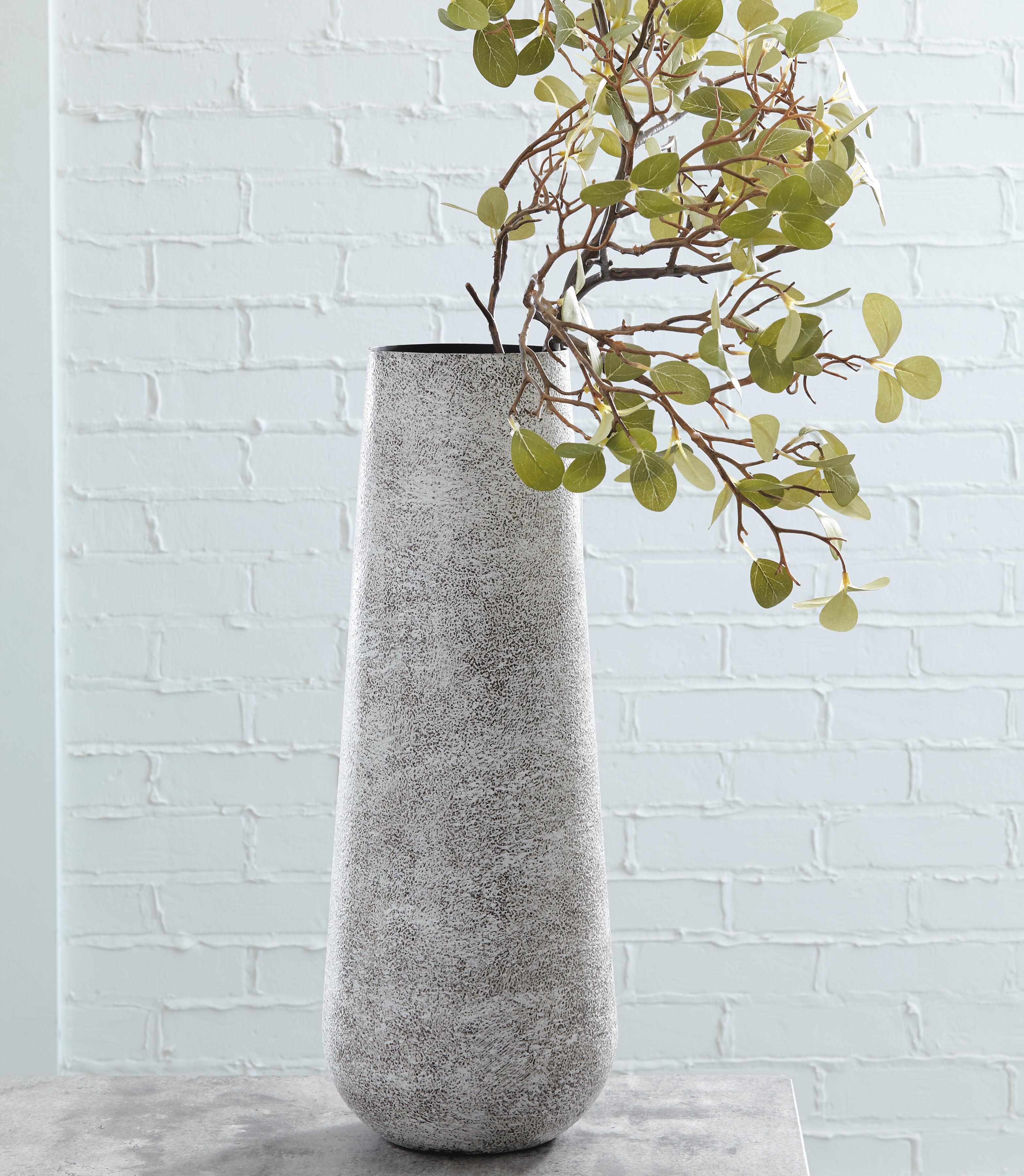 Fynn Vase - Antique White