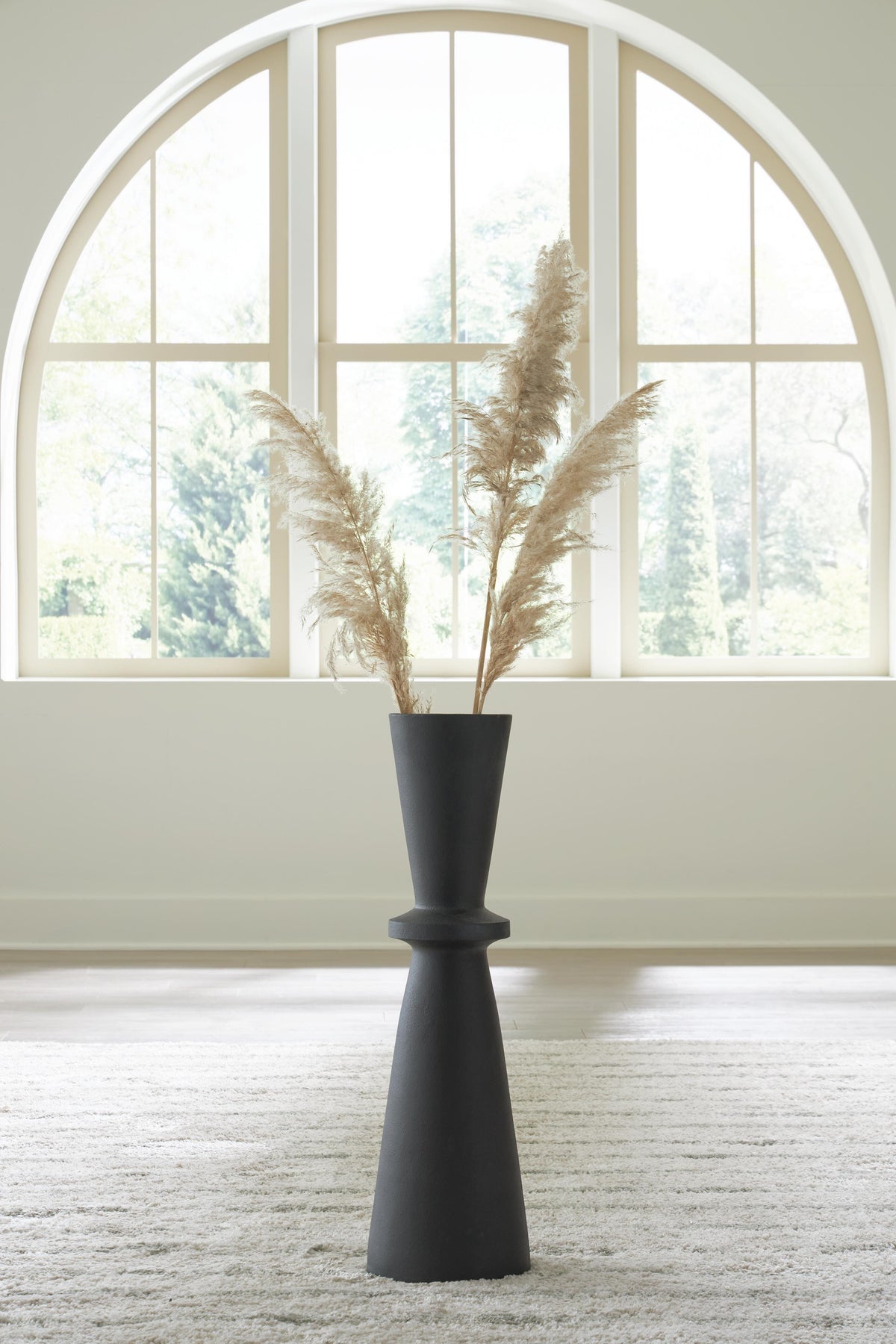 Collisten Home Accents Collection - Black