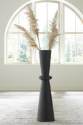 Collisten Home Accents Collection - Black