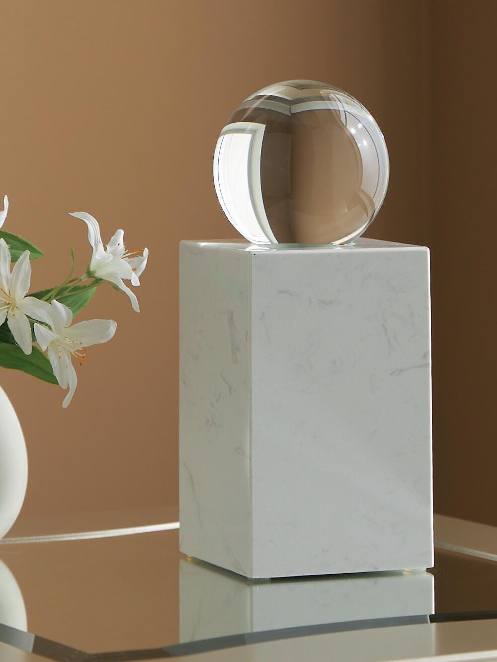 Sellner Home Accents Collection - Clear/White