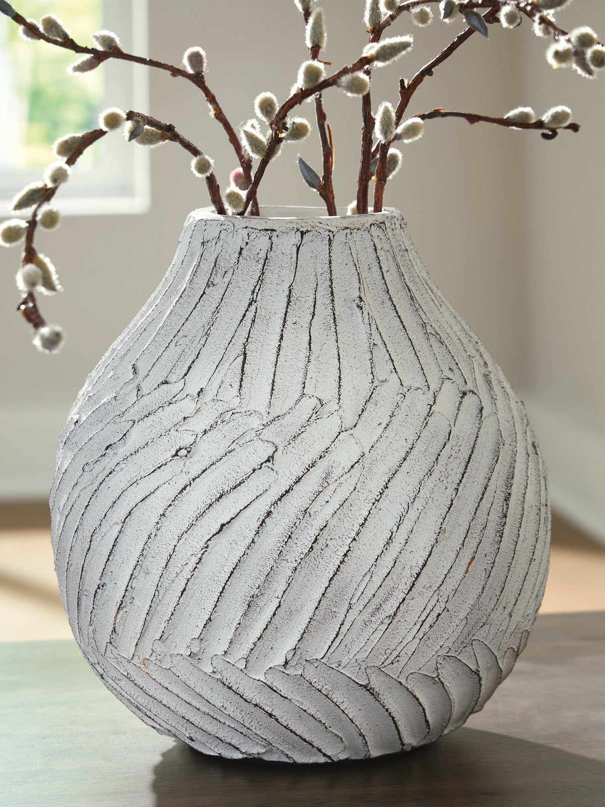 Shelvie Home Accents Collection - Distressed White