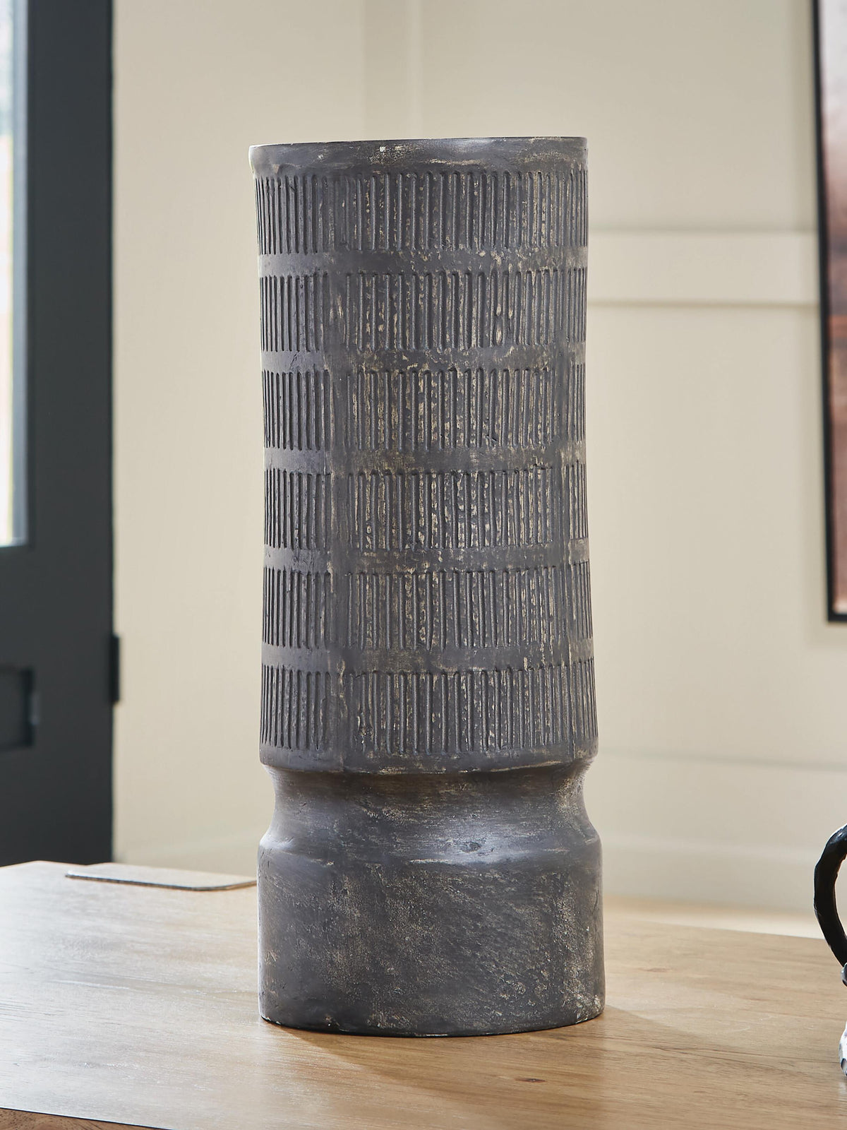 Beninworth Home Accents Collection - Antique Black