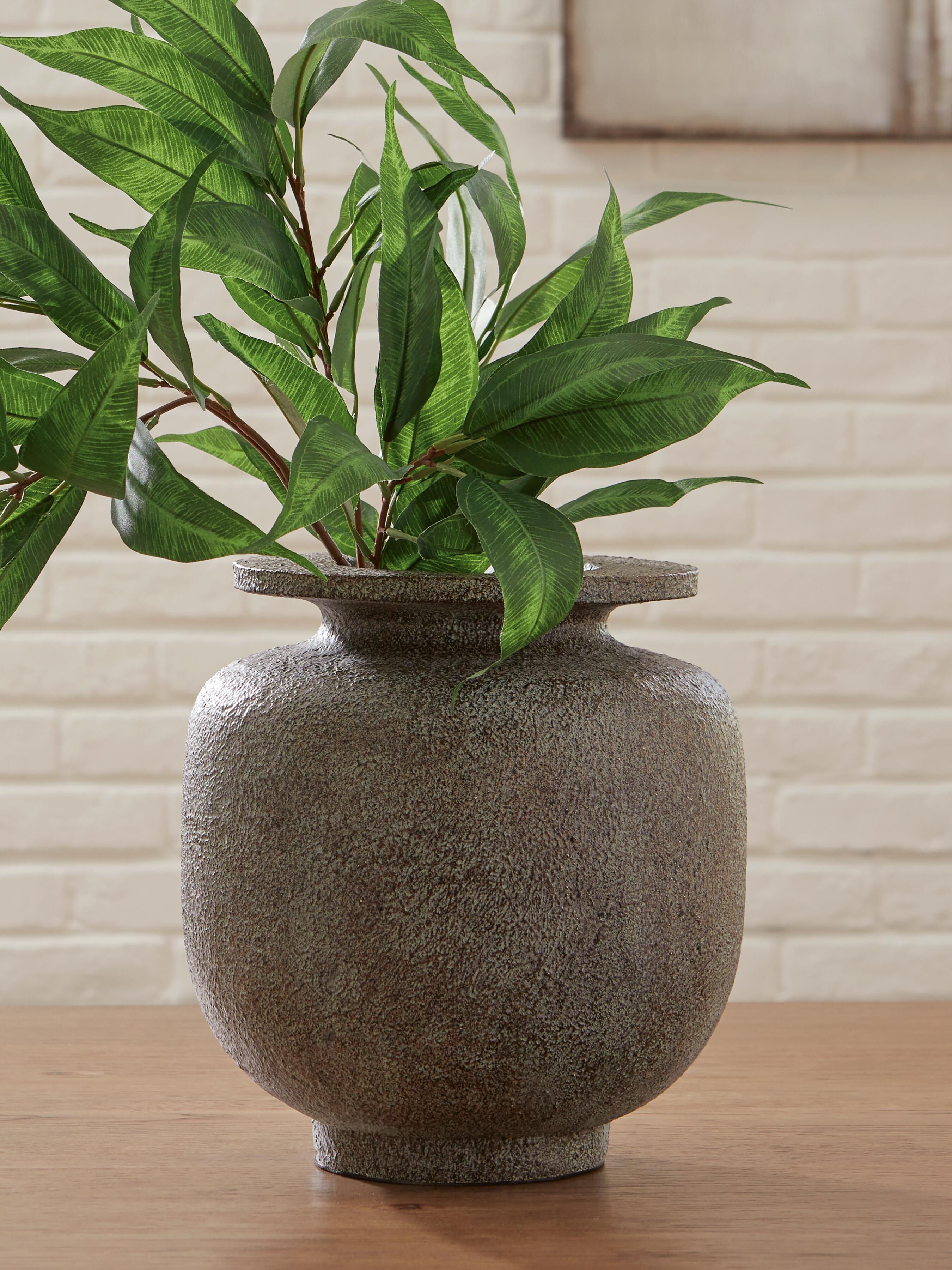 Jedwick Home Accents Collection - Gray/Brown