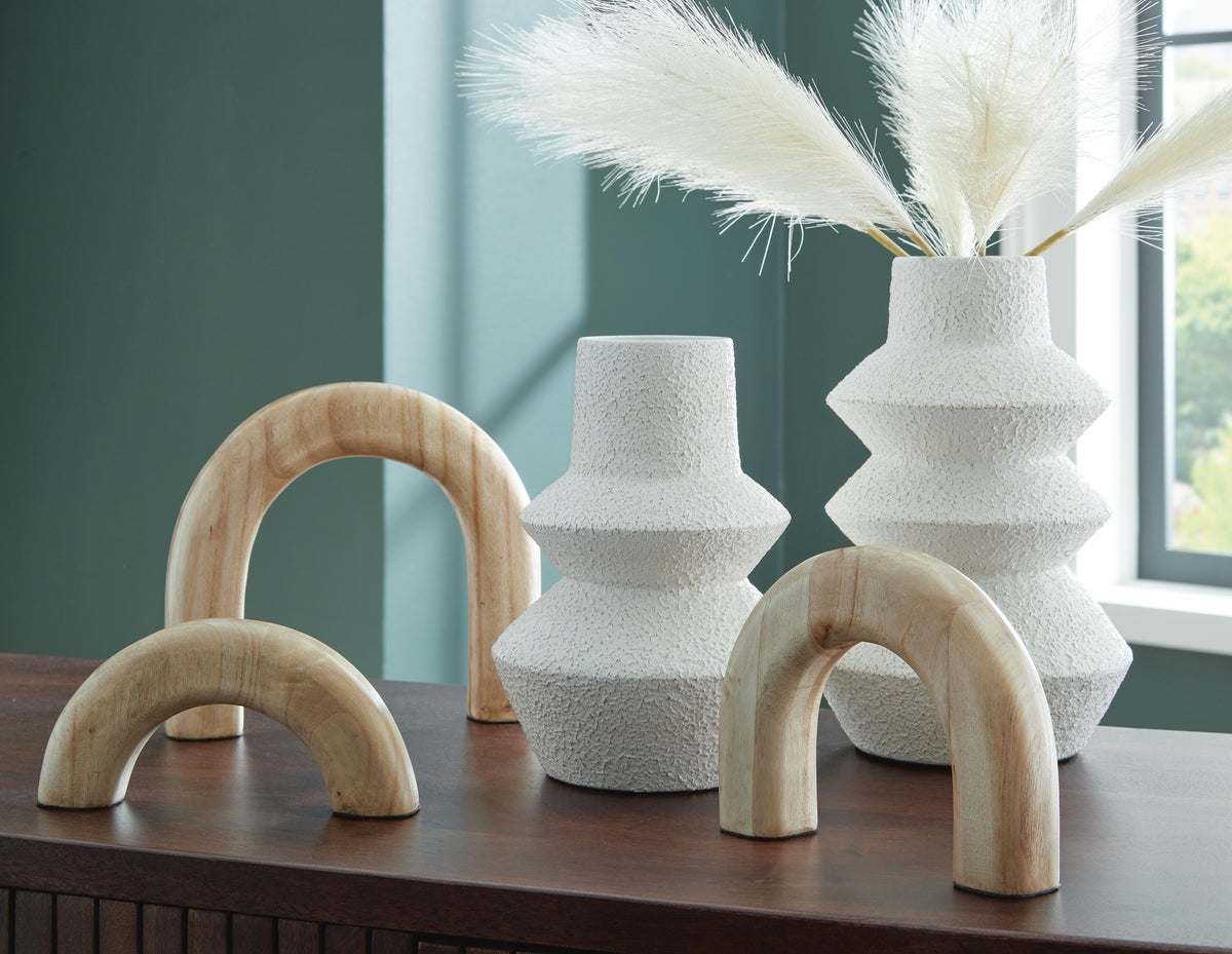Maddwarth Accessory Set (5/CN) - White/Natural Brown