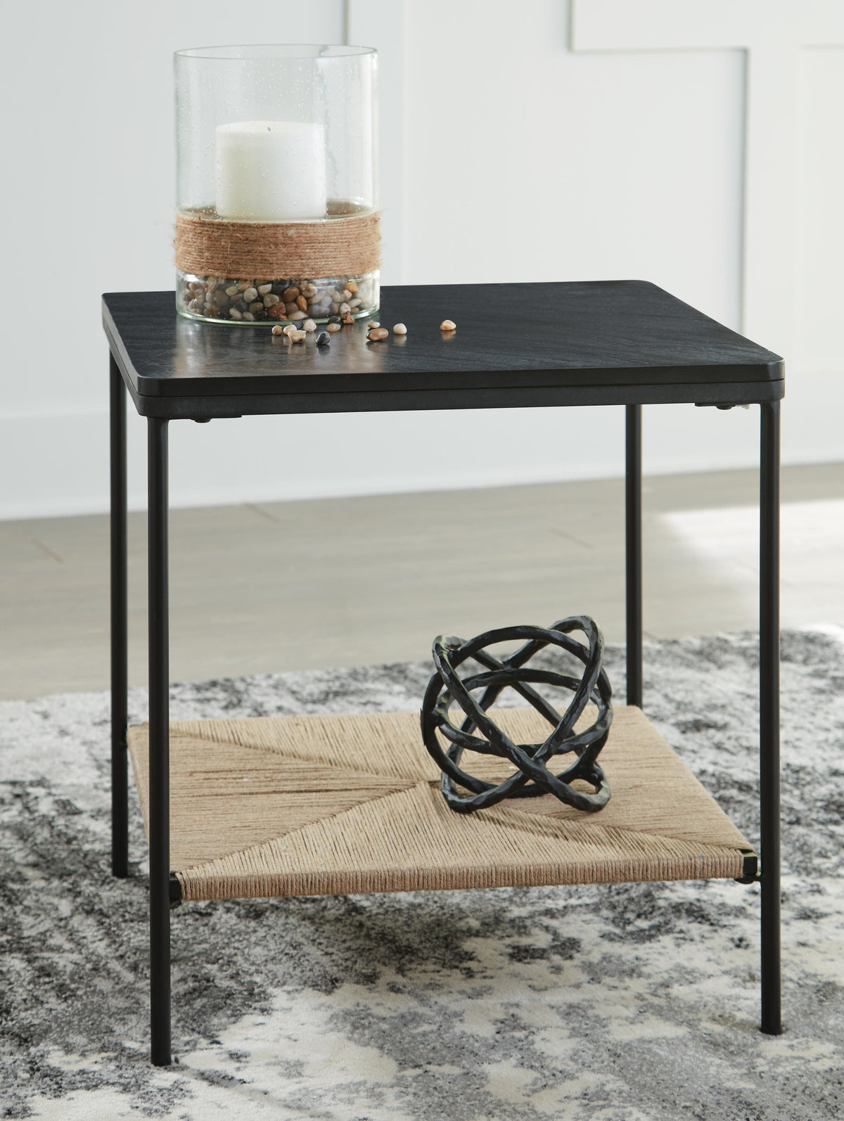 Minrich Accent Table - Black/Natural