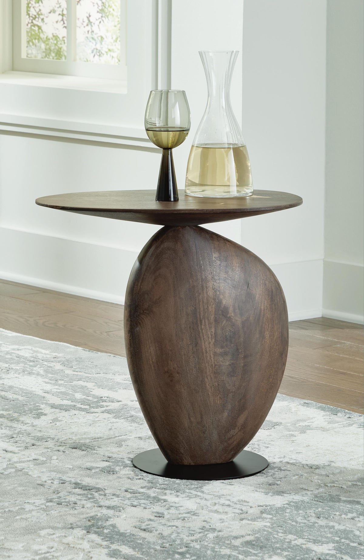 Cormmet Accent Table - Brown/Black