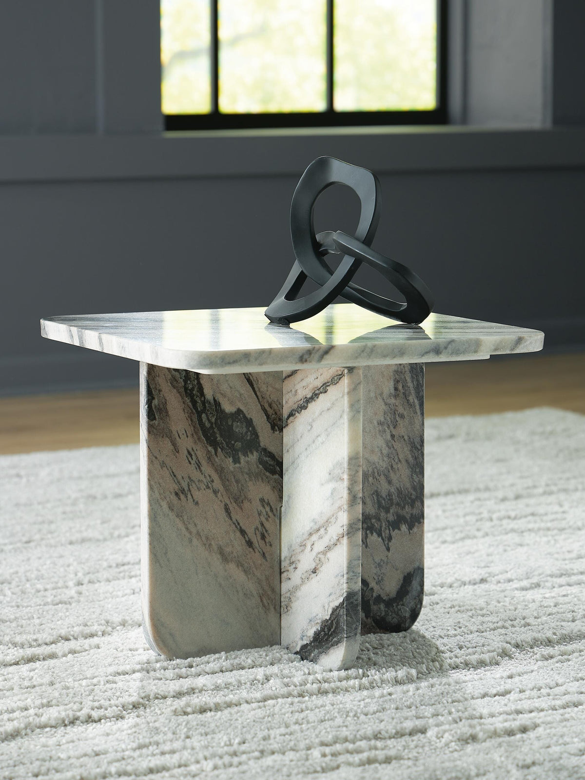 Baretton Home Accents Collection - Black/White/Taupe