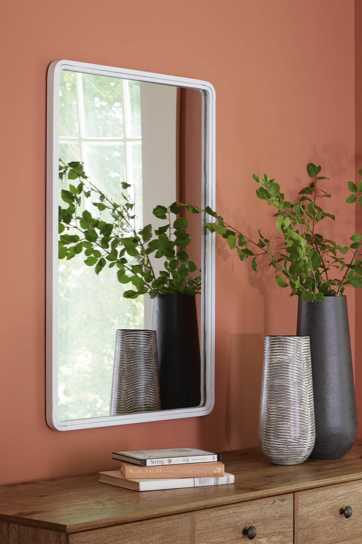 Brocky Accent Mirror - White