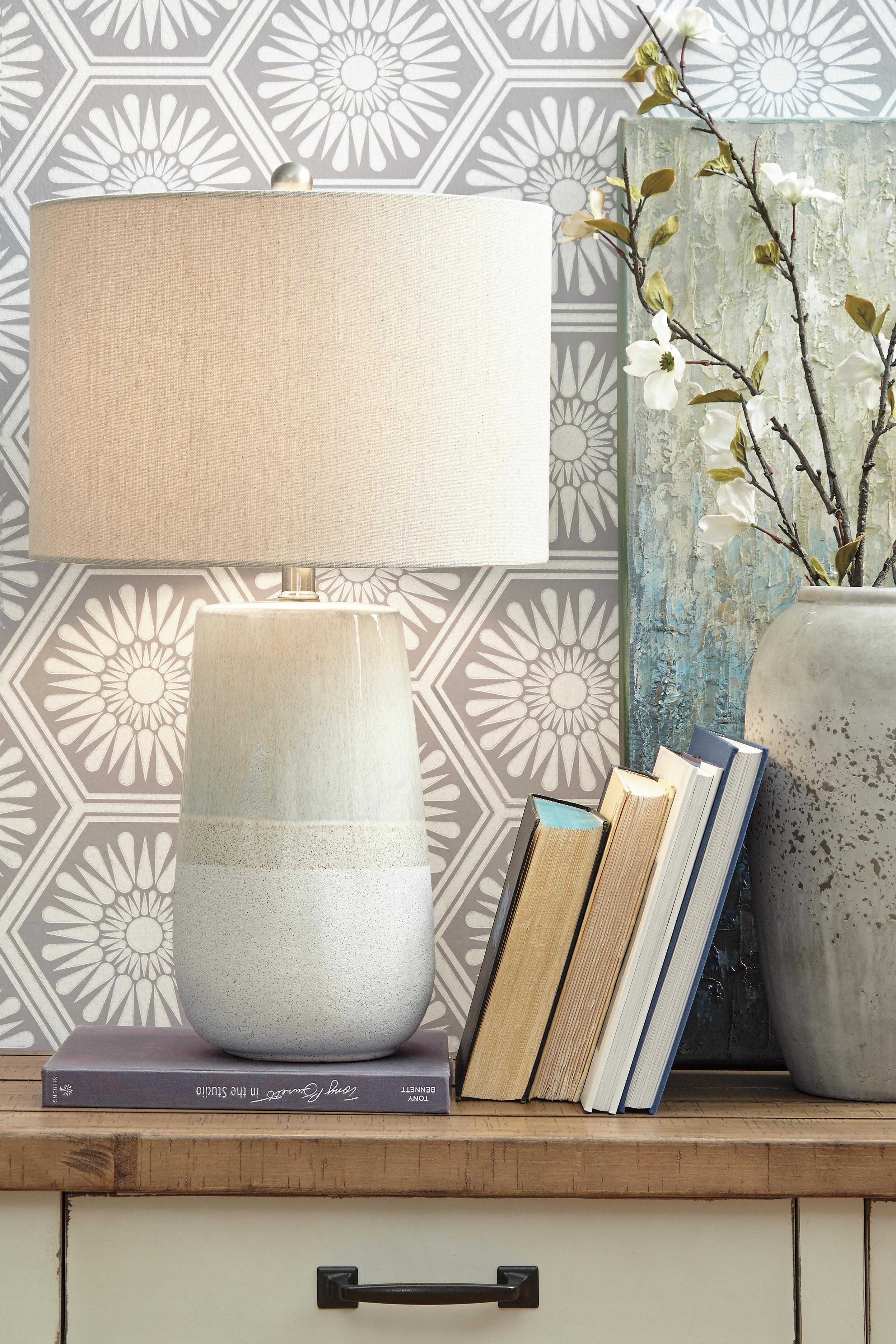 Shavon Ceramic Table Lamp (1/CN) - Beige/White