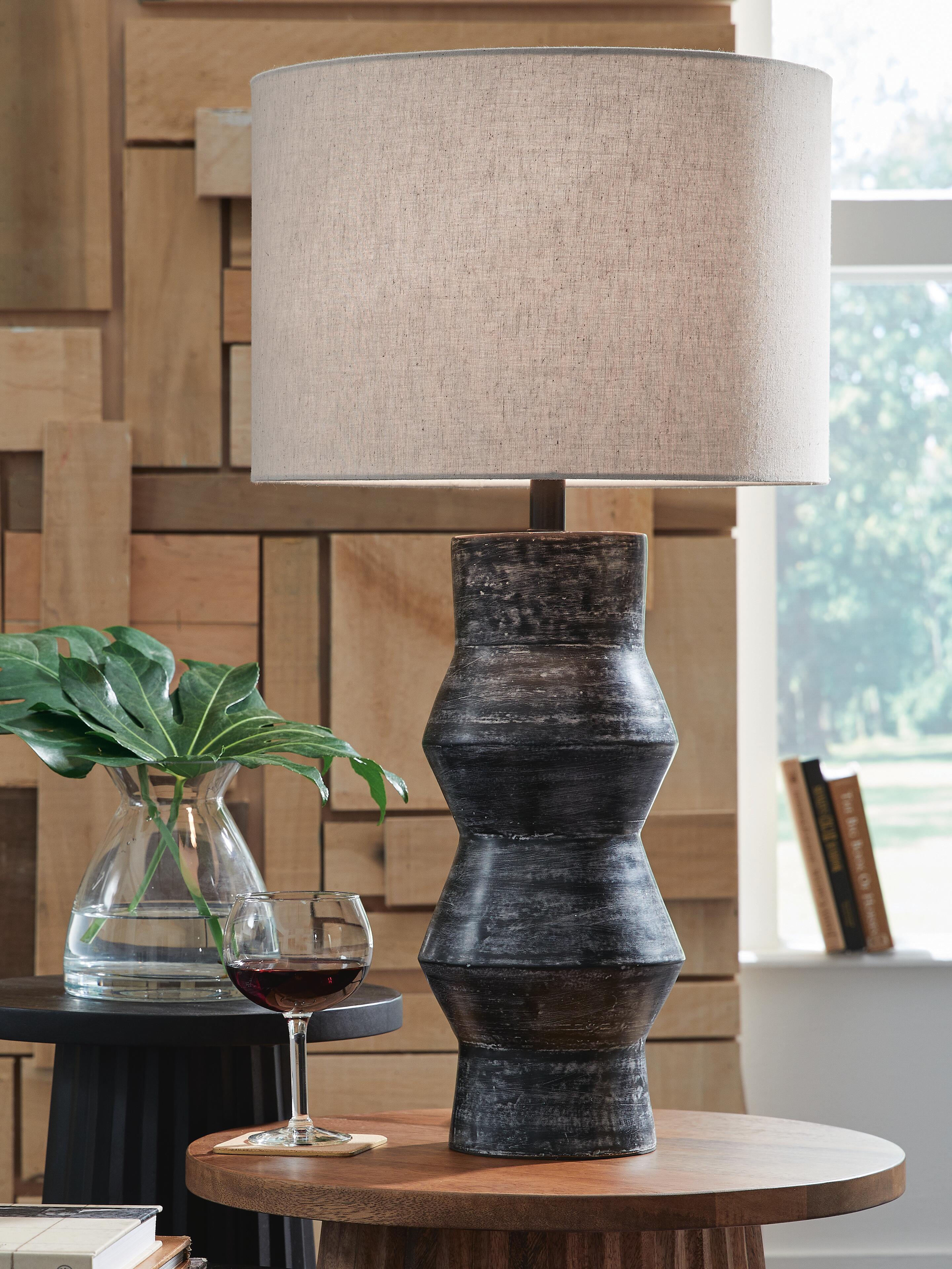 Kerbert Terracotta Table Lamp (1/CN) - Distressed Black