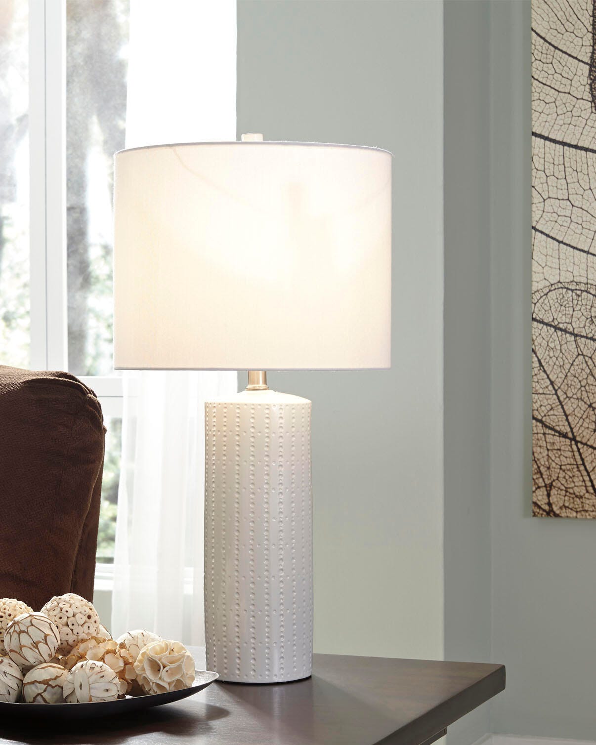 Steuben Ceramic Table Lamp (2/CN) - White