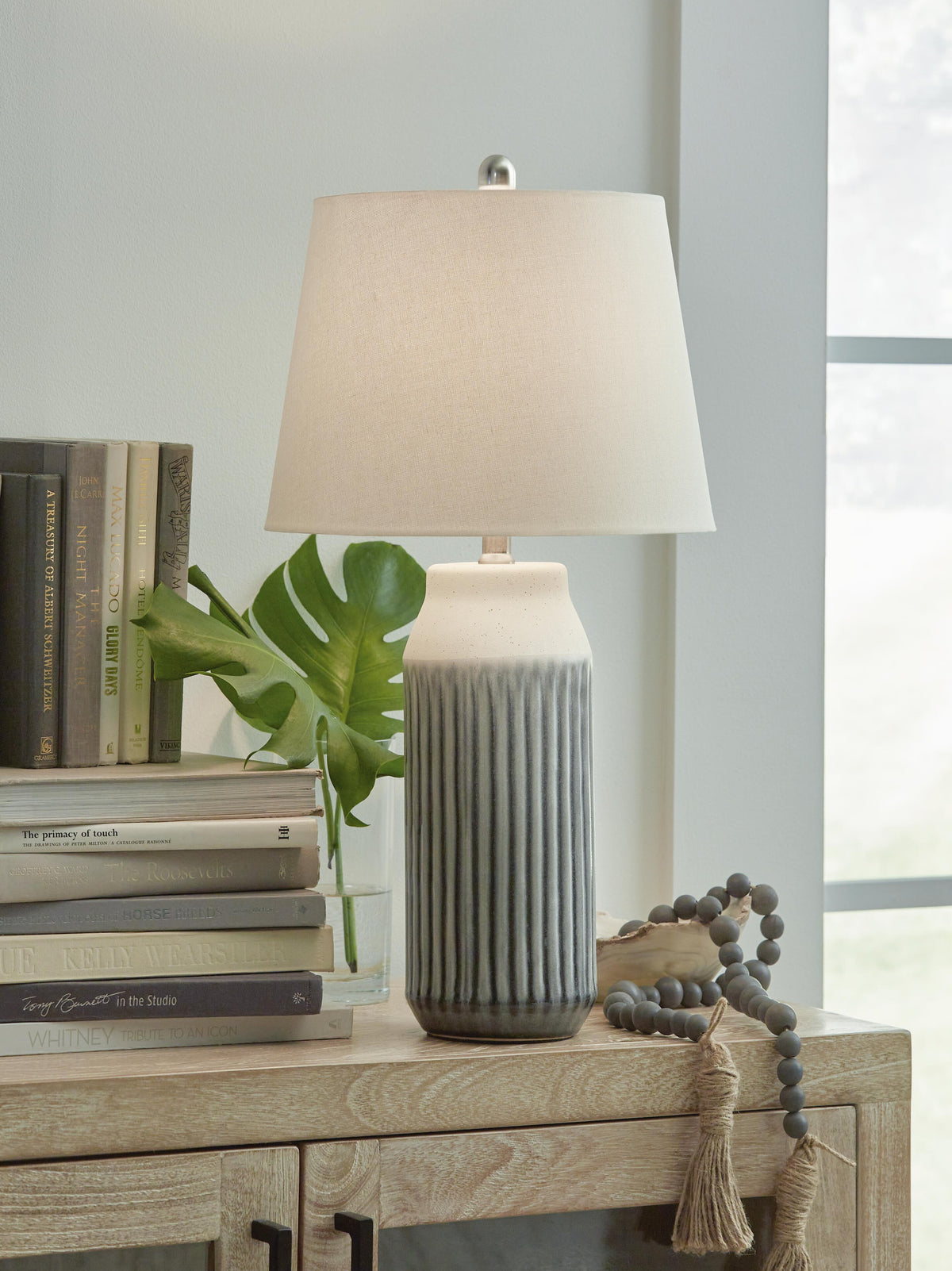 Afener Ceramic Table Lamp (2/CN) - Blue/Beige