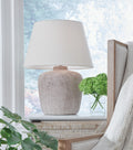 Danry Metal Table Lamp (1/CN) - Distressed Cream