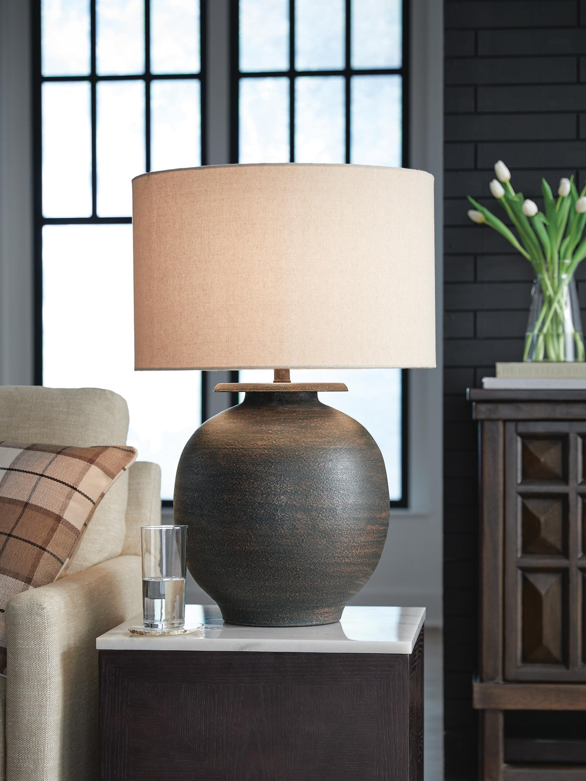 Carlenbury Metal Table Lamp (1/CN) - Antique Brown