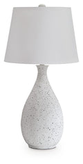 Wyattford Metal Table Lamp (1/CN) - White/Black