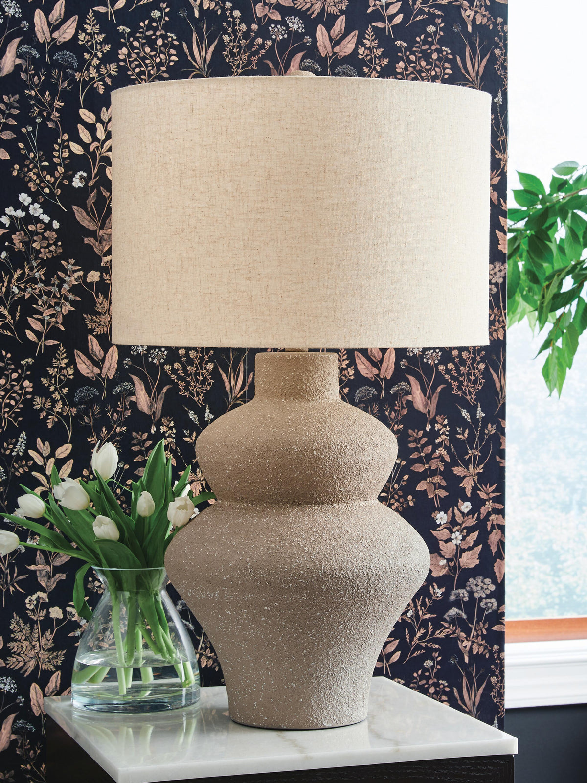 Jossleigh Metal Table Lamp (1/CN) - Beige