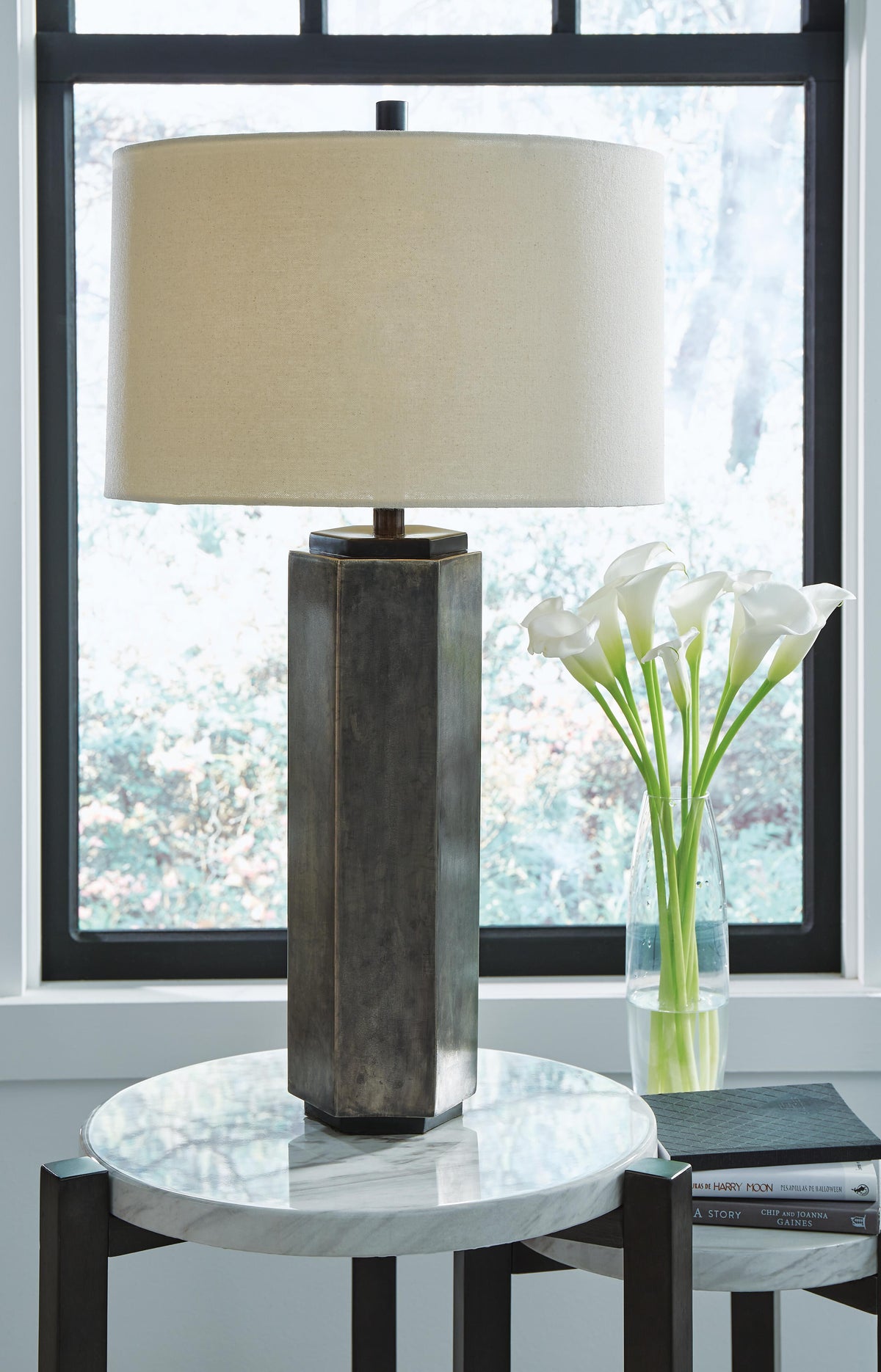 Dirkton Metal Table Lamp (1/CN) - Antique Pewter Finish