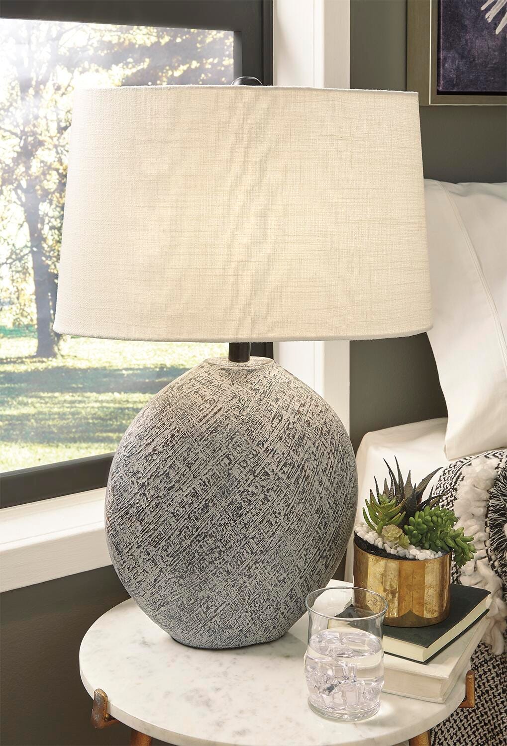 Harif Paper Table Lamp (1/CN) - Beige