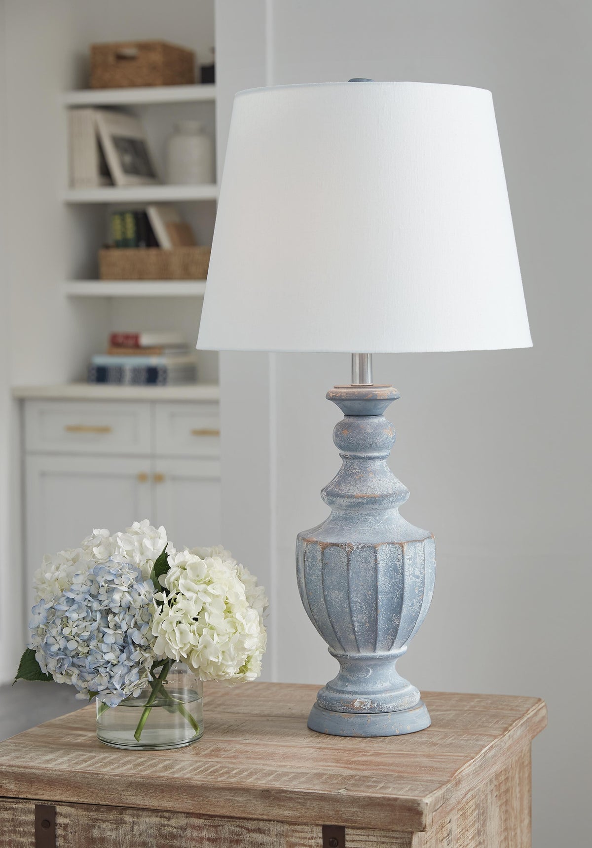 Cylerick Terracotta Table Lamp (1/CN) - Antique Blue