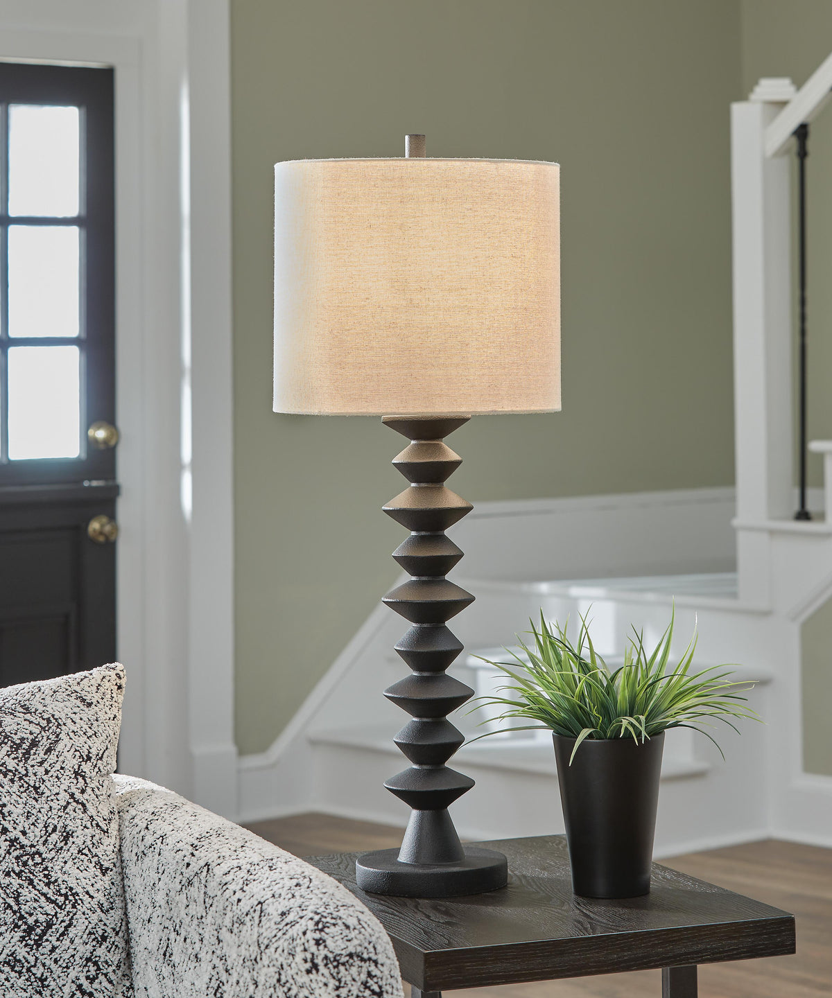 Luanndon Poly Buffet Lamp (1/CN) - Black