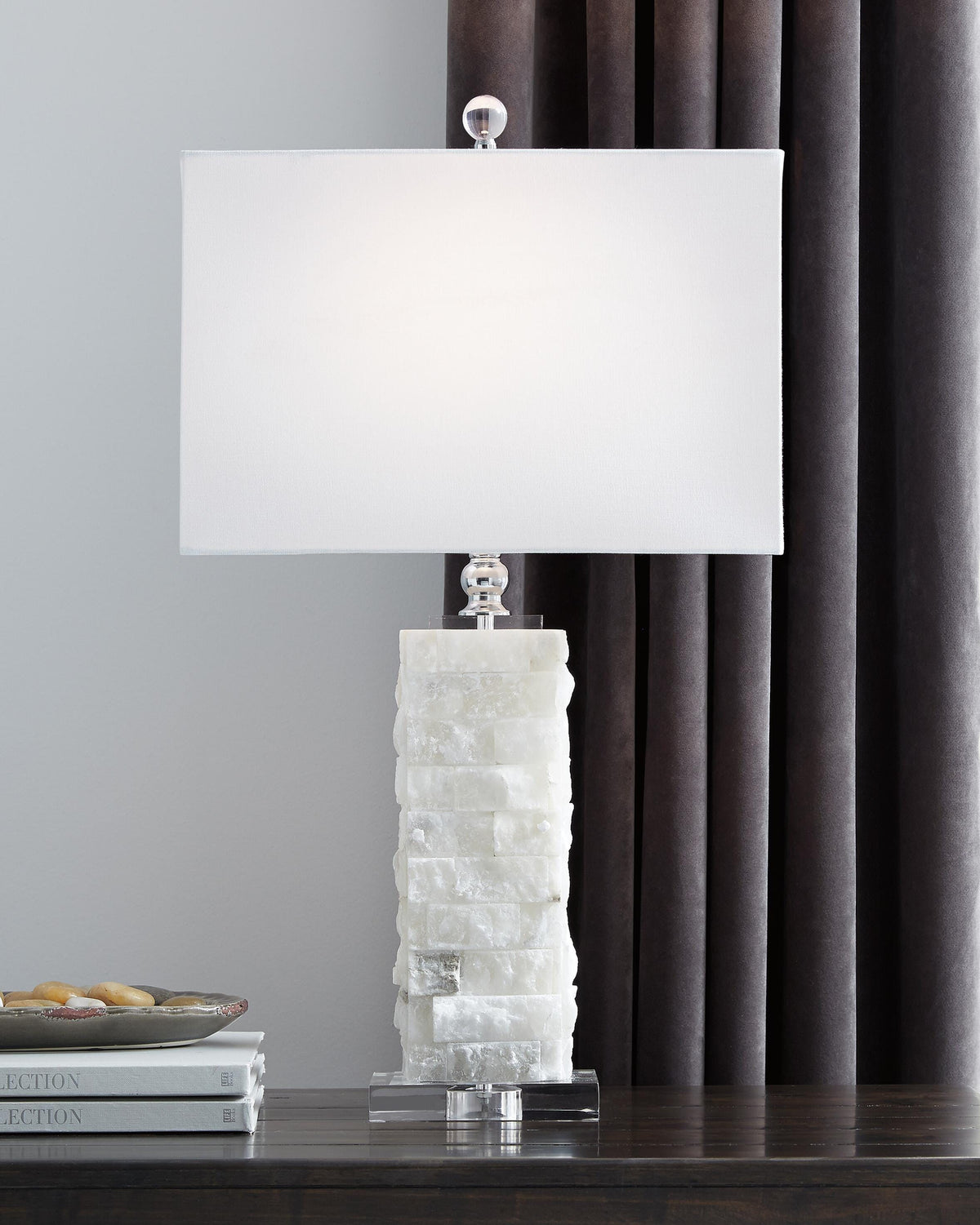Malise Alabaster Table Lamp (1/CN) - White