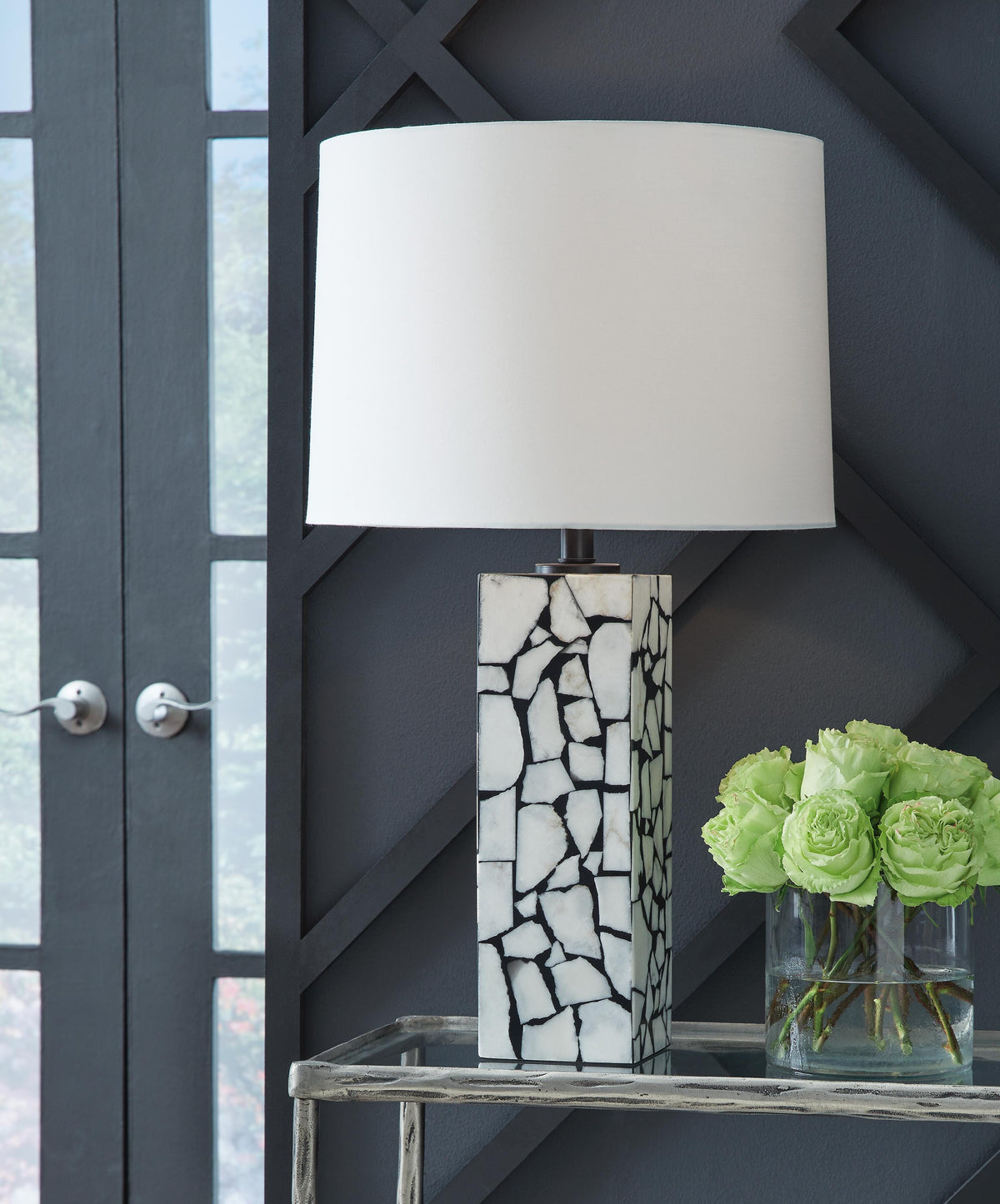 Macaria Marble Table Lamp (1/CN) - White/Black