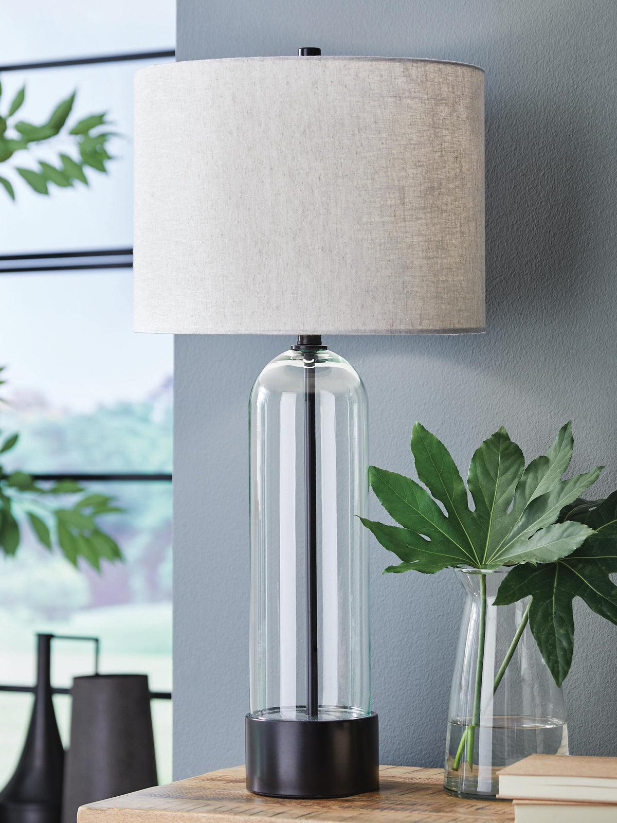 Kerrbrook Glass Table Lamp (1/CN) - Clear/Black