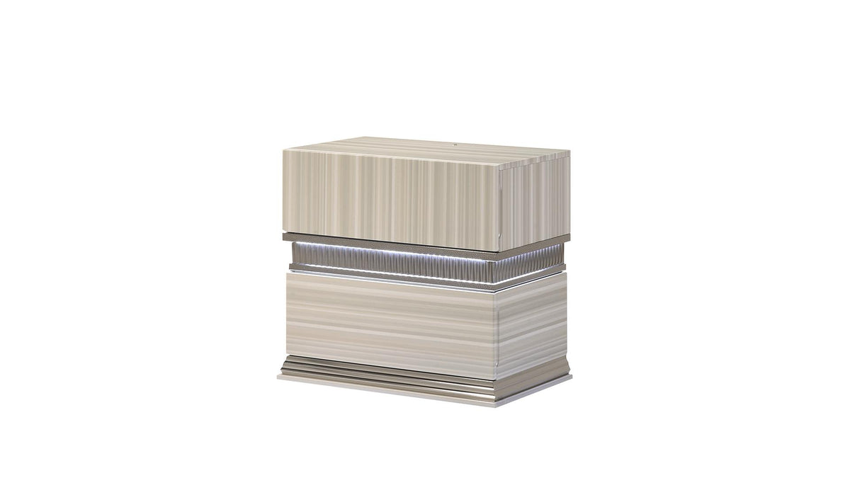 Leonor Bedroom Collection