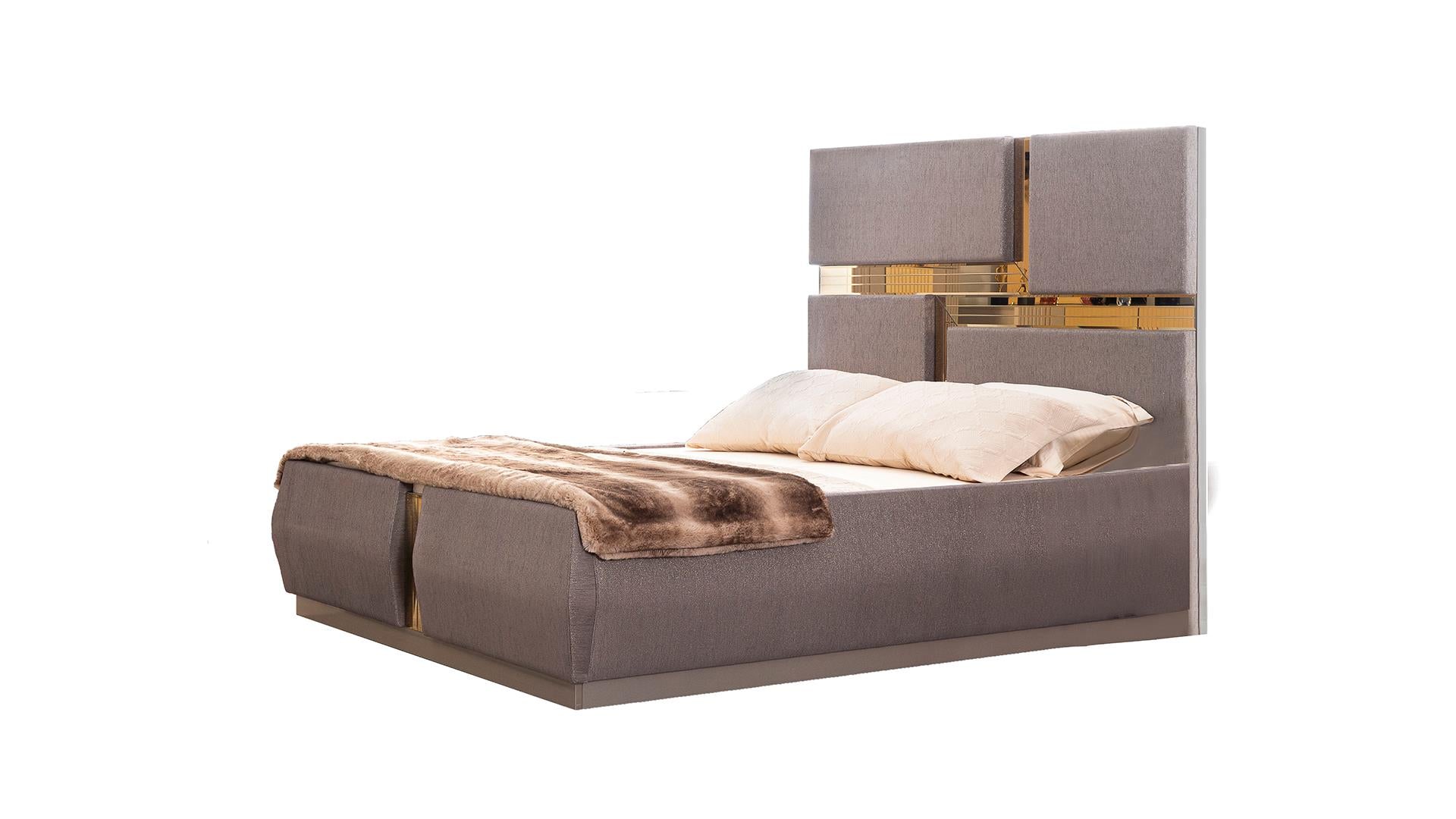 Lorenzo Bedroom Collection