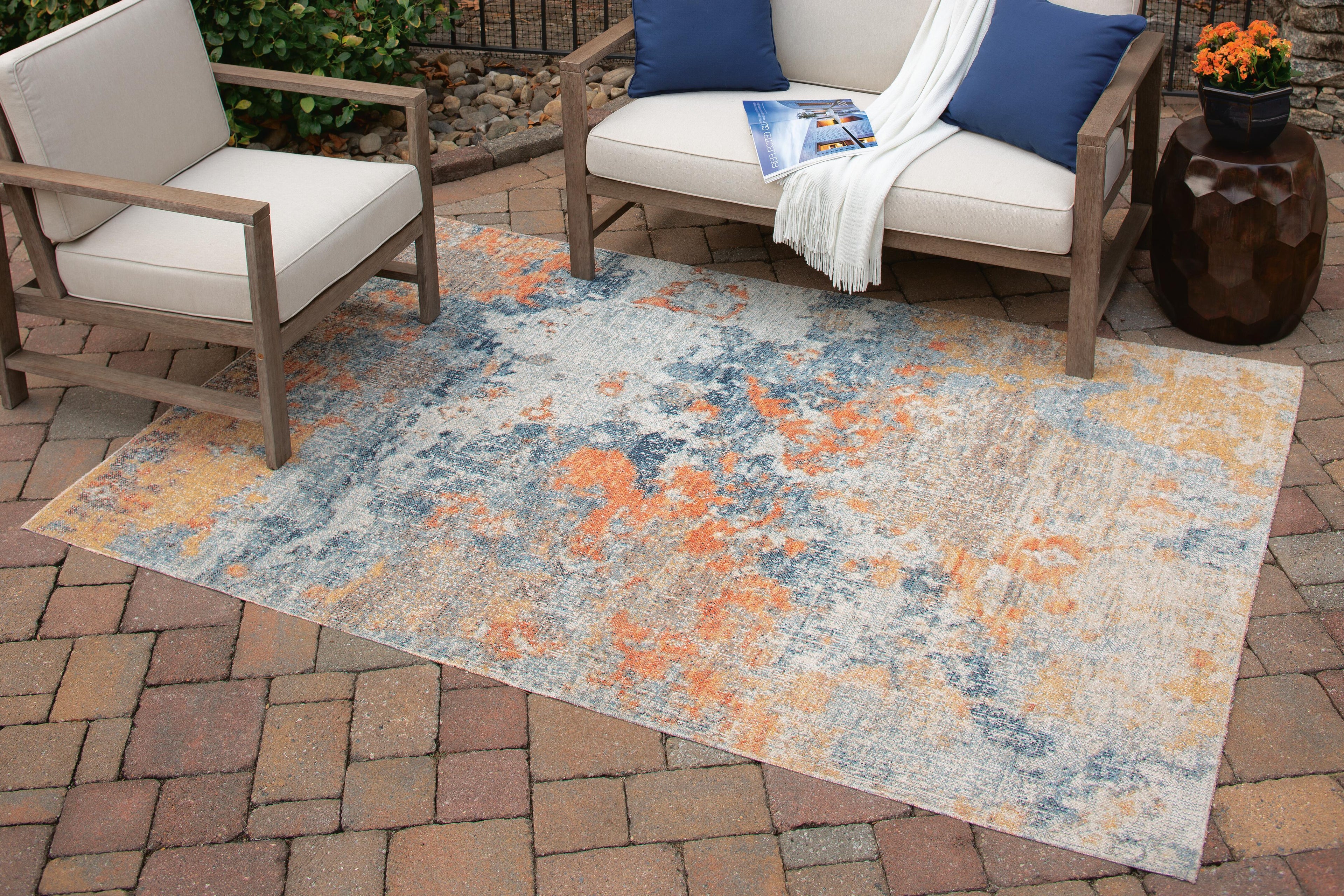 Wraylen Medium Rug - Multi