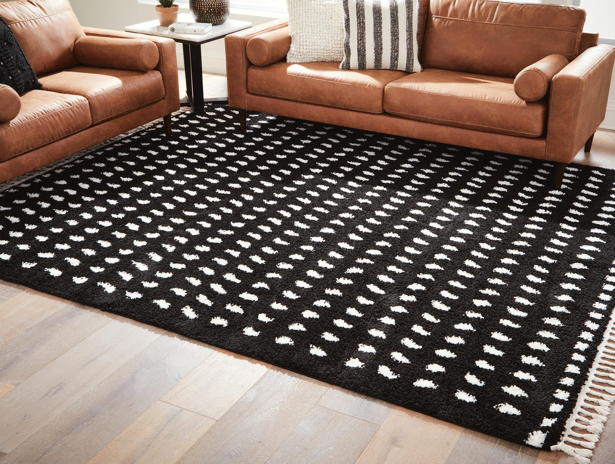 Minston Medium Rug - Black/White
