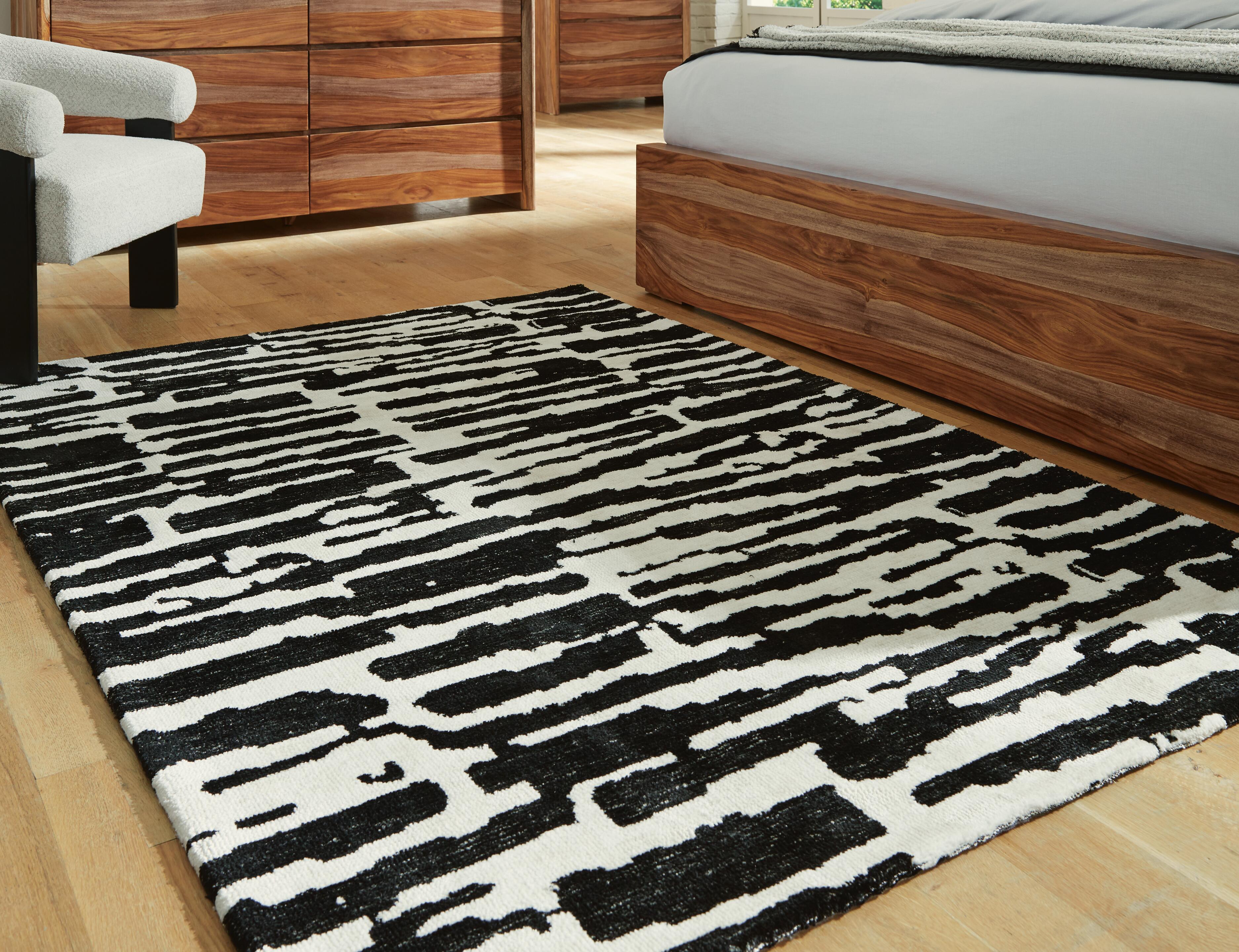 Bramshaw Rugs Collection - Black/Ivory