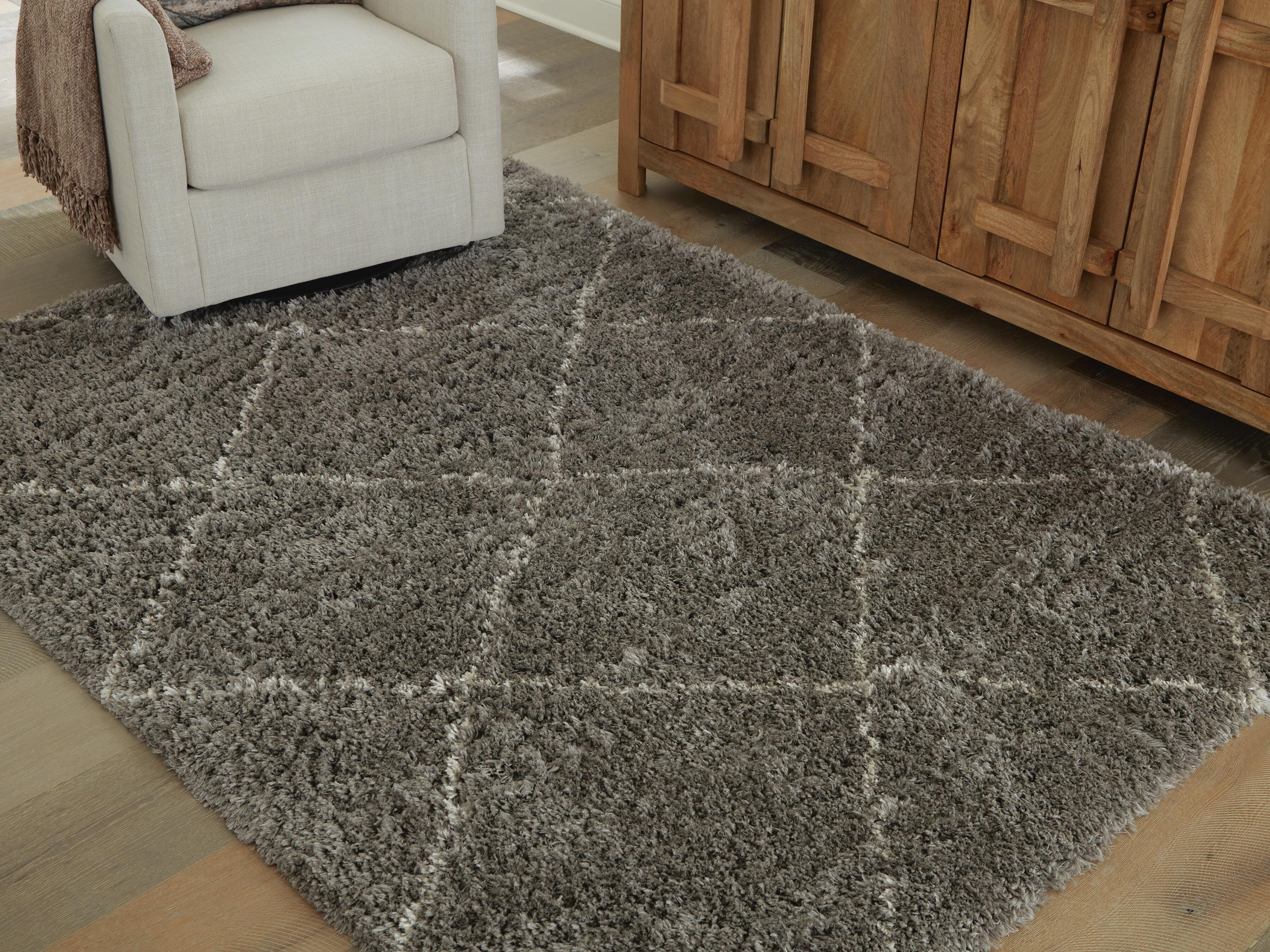 Wrenlow Rugs Collection - Gray/Cream