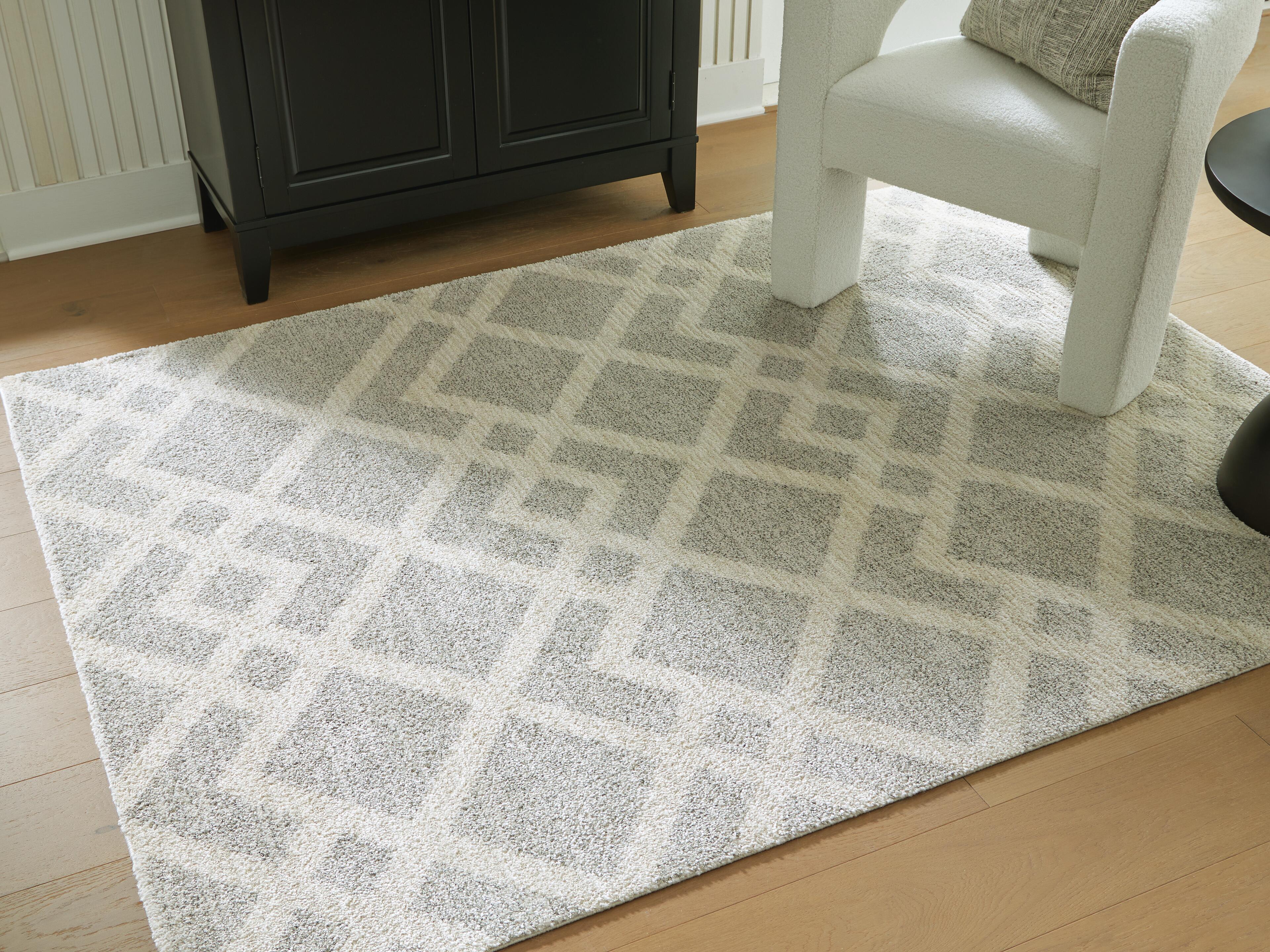 Unawick Rugs Collection - Gray/Ivory