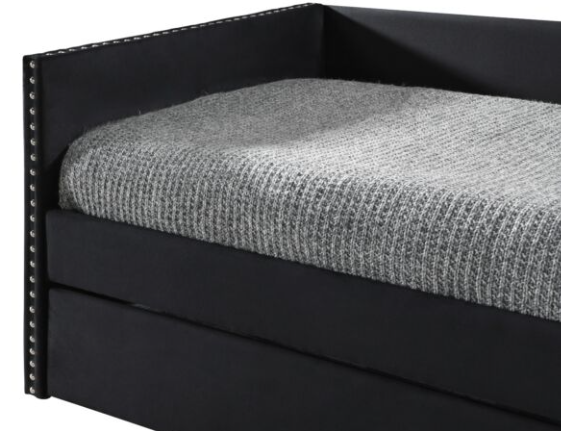 Practical, Modern Daybed
